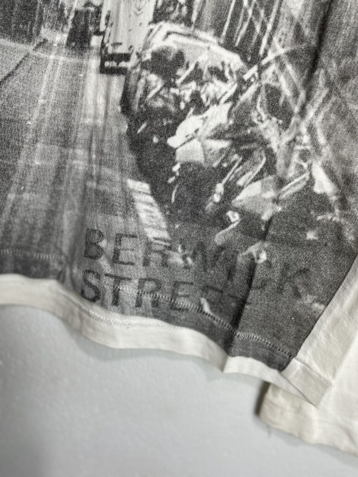 Katharine Hamnett London Archive hamnett Berwick Street City View Long Sleeve Size US L / EU 52-54 / 3 - 2 Thumbnail