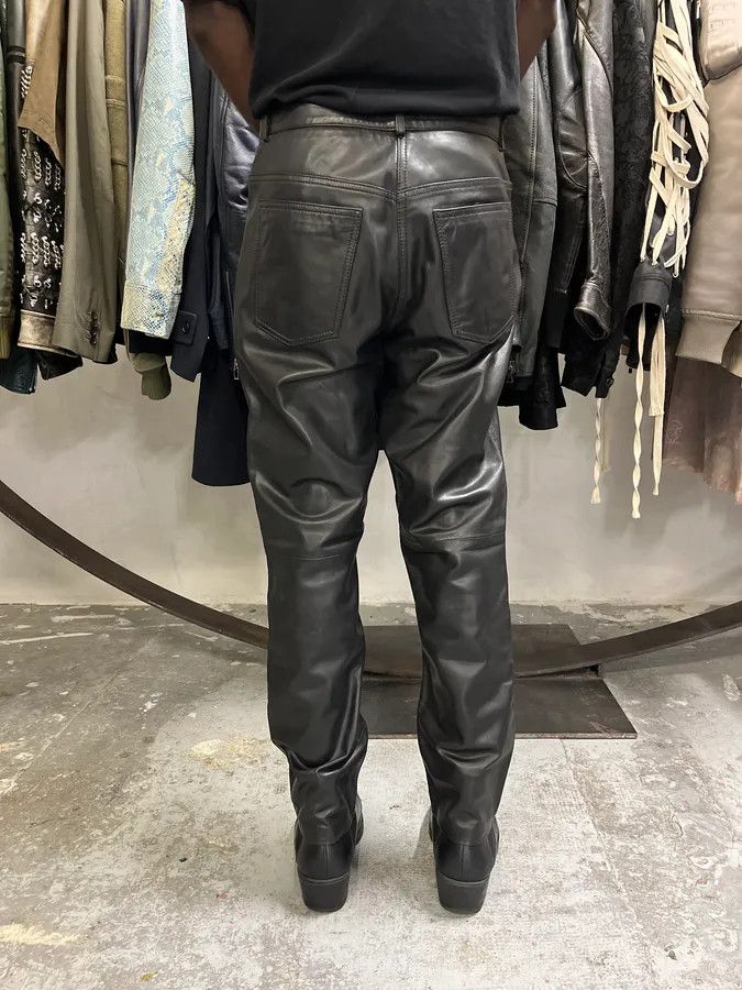 Just Cavalli 2000s Cavalli Black Minimalist Leather Pants Size 25" / US 0 / IT 36 - 4 Thumbnail