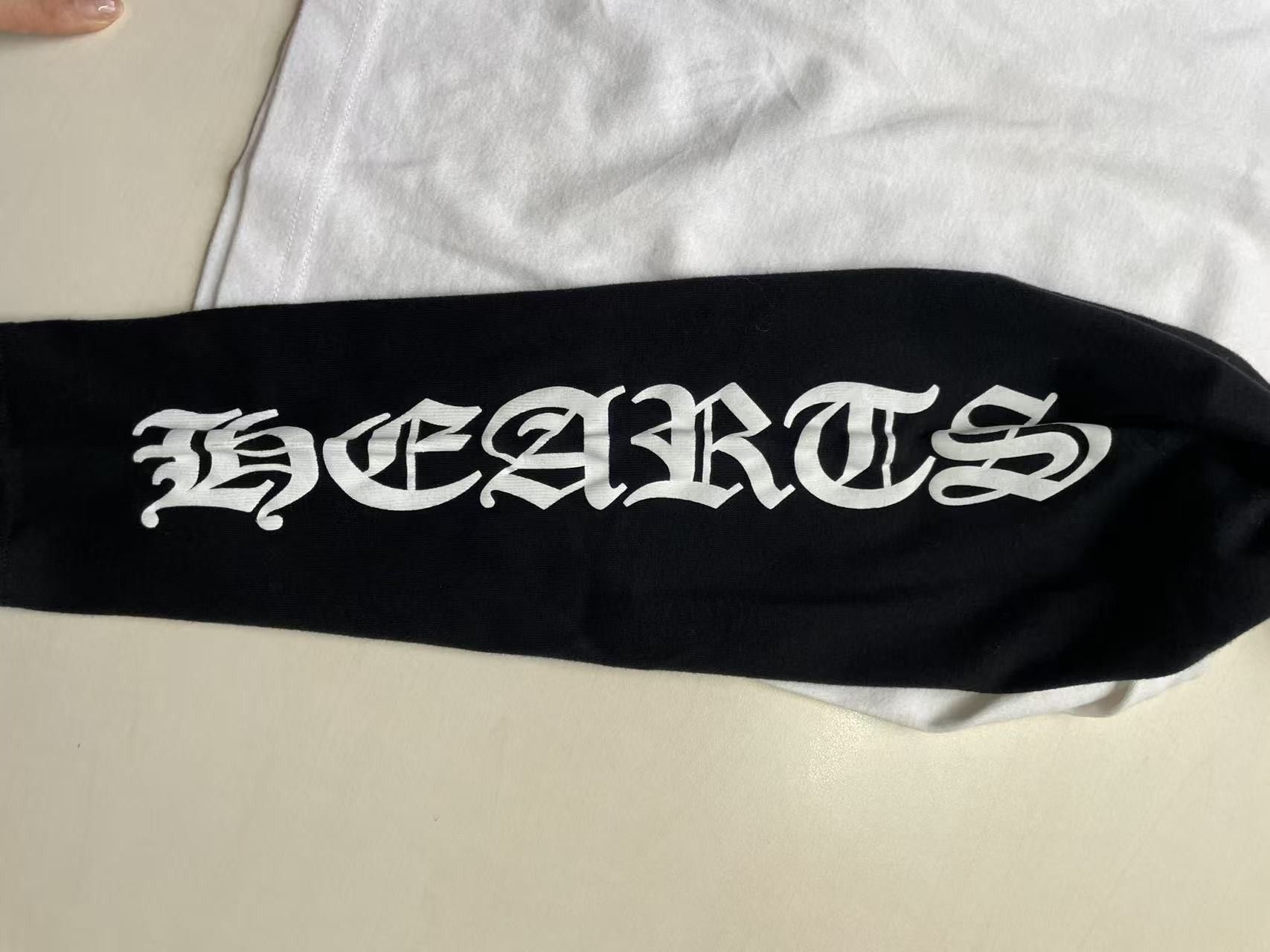 Chrome Hearts Chrome Hearts Horseshoe Logo Long Sleeve T-shirt Size L / US 10 / IT 46 - 5 Thumbnail