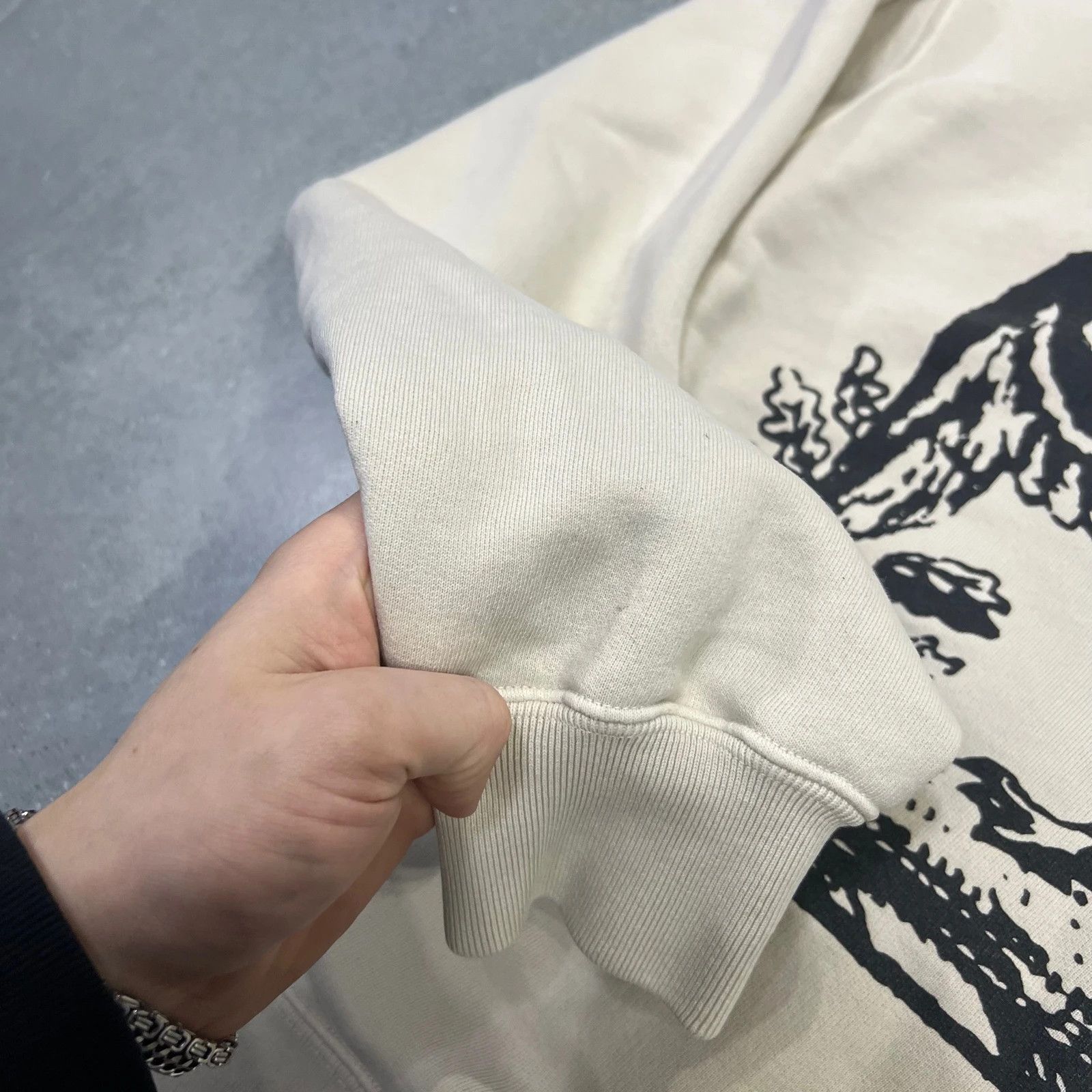 Yeezy SZN 5 yeezy calabasas beige Eagle hoodie yeezy kanye west Size US M / EU 48-50 / 2 - 3 Thumbnail