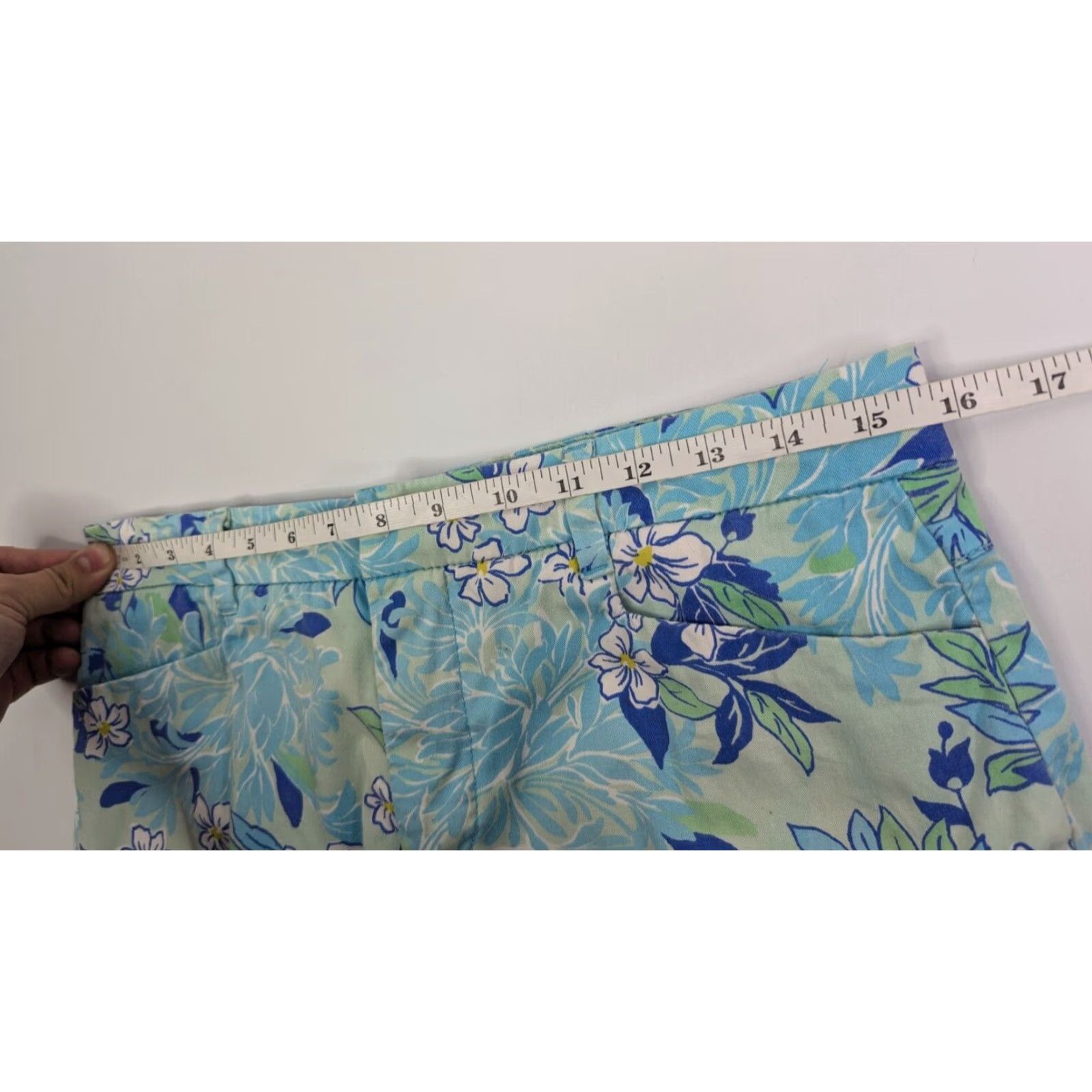 Vintage Pappagallo Womens Shorts 6 Green Bermuda Floral Stretch Golf Casual Size 28" / US 6 / IT 42 - 6 Thumbnail