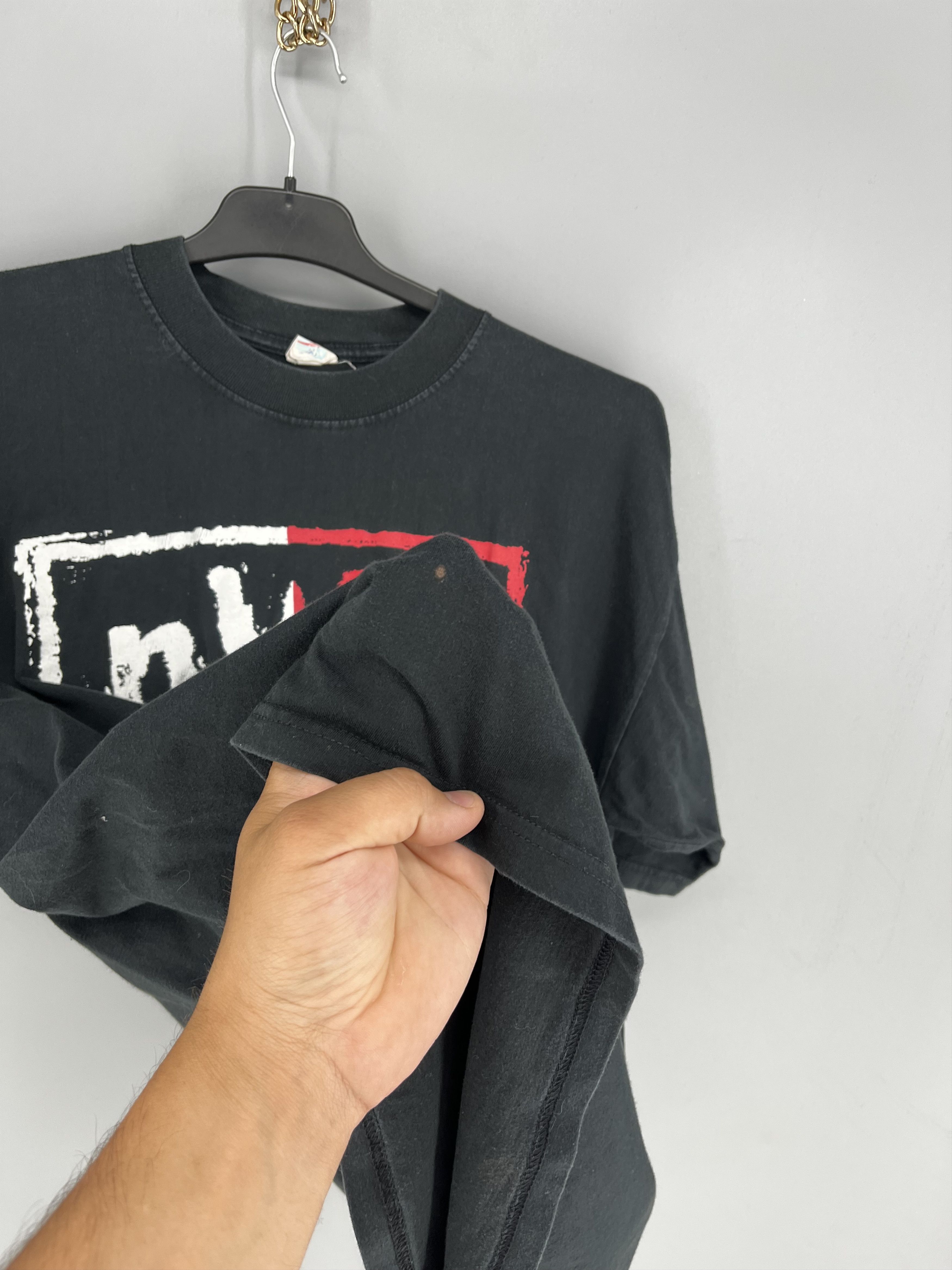 WWE WCW nWo Make A Choice T-shirt Men’s size Medium black &white Size US M / EU 48-50 / 2 - 9 Thumbnail