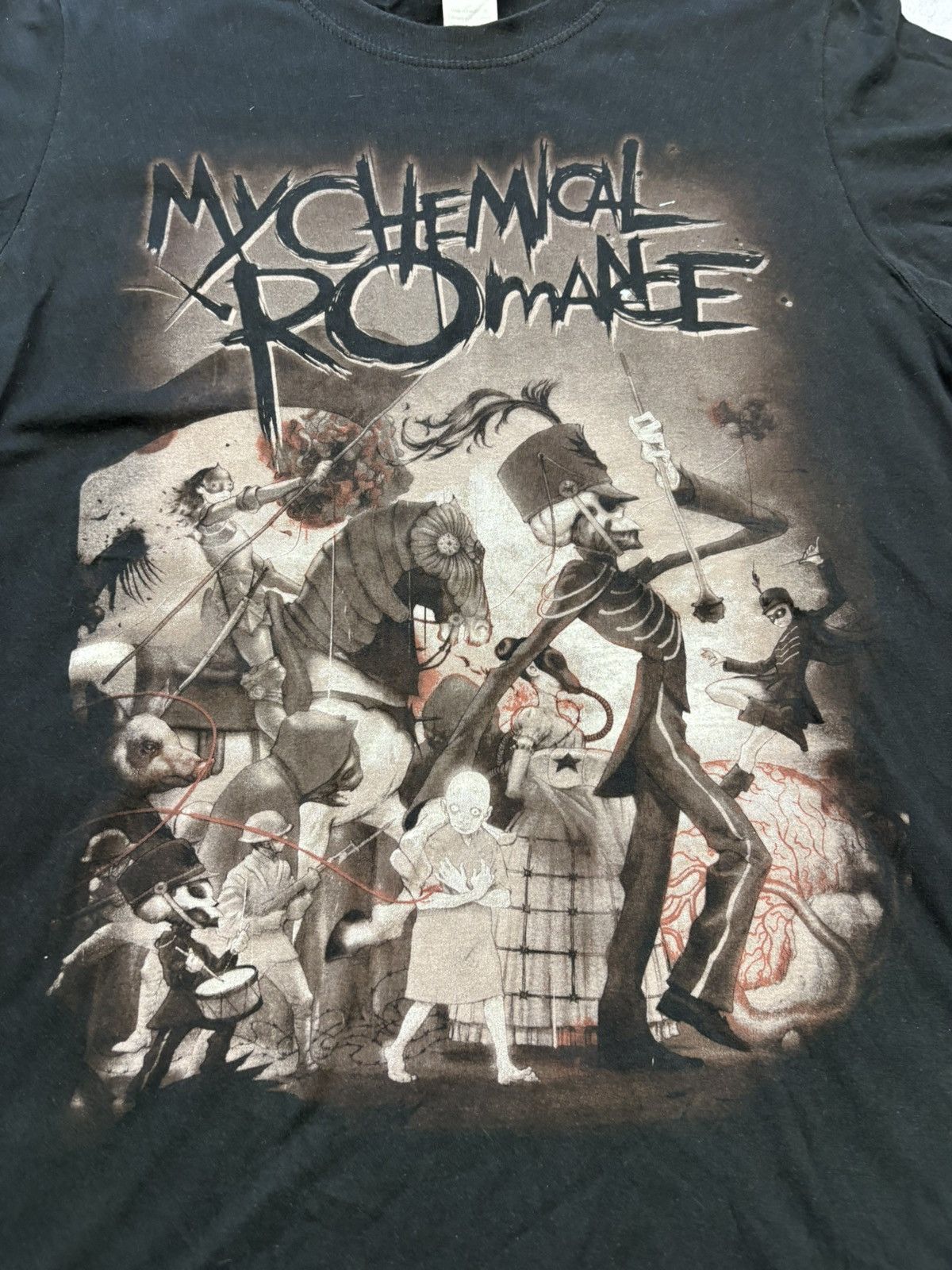 Band Tees Vintage My Chemical Romance Black Parade T Shirt 00s Tour Size US M / EU 48-50 / 2 - 5 Thumbnail