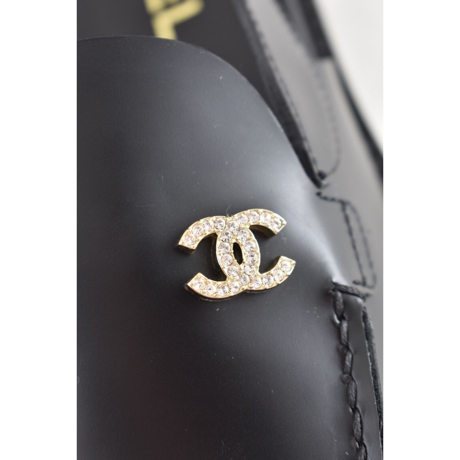 Chanel Chanel REV Black Leather CC Crystal Logo Coco Sling Size US 9.5 / IT 39.5 - 15 Thumbnail