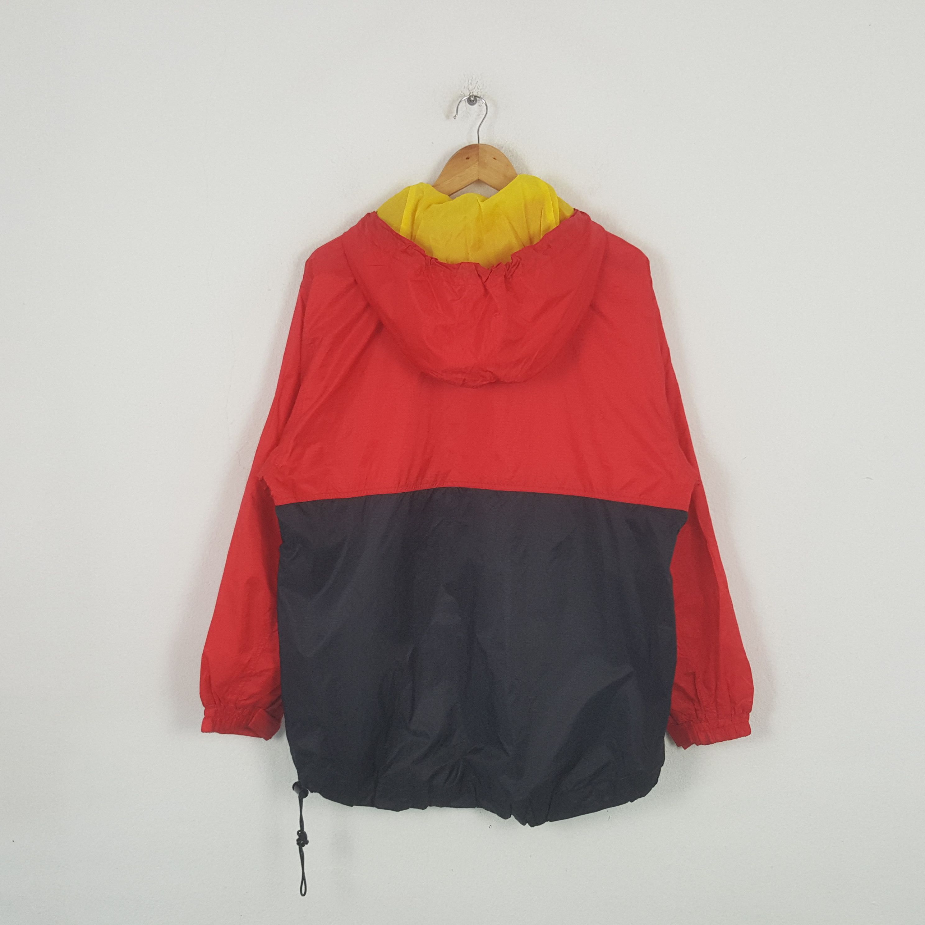 Marlboro Vintage Marlboro Formula One Racing Windbreaker Jacket RR3 Size US M / EU 48-50 / 2 - 3 Thumbnail