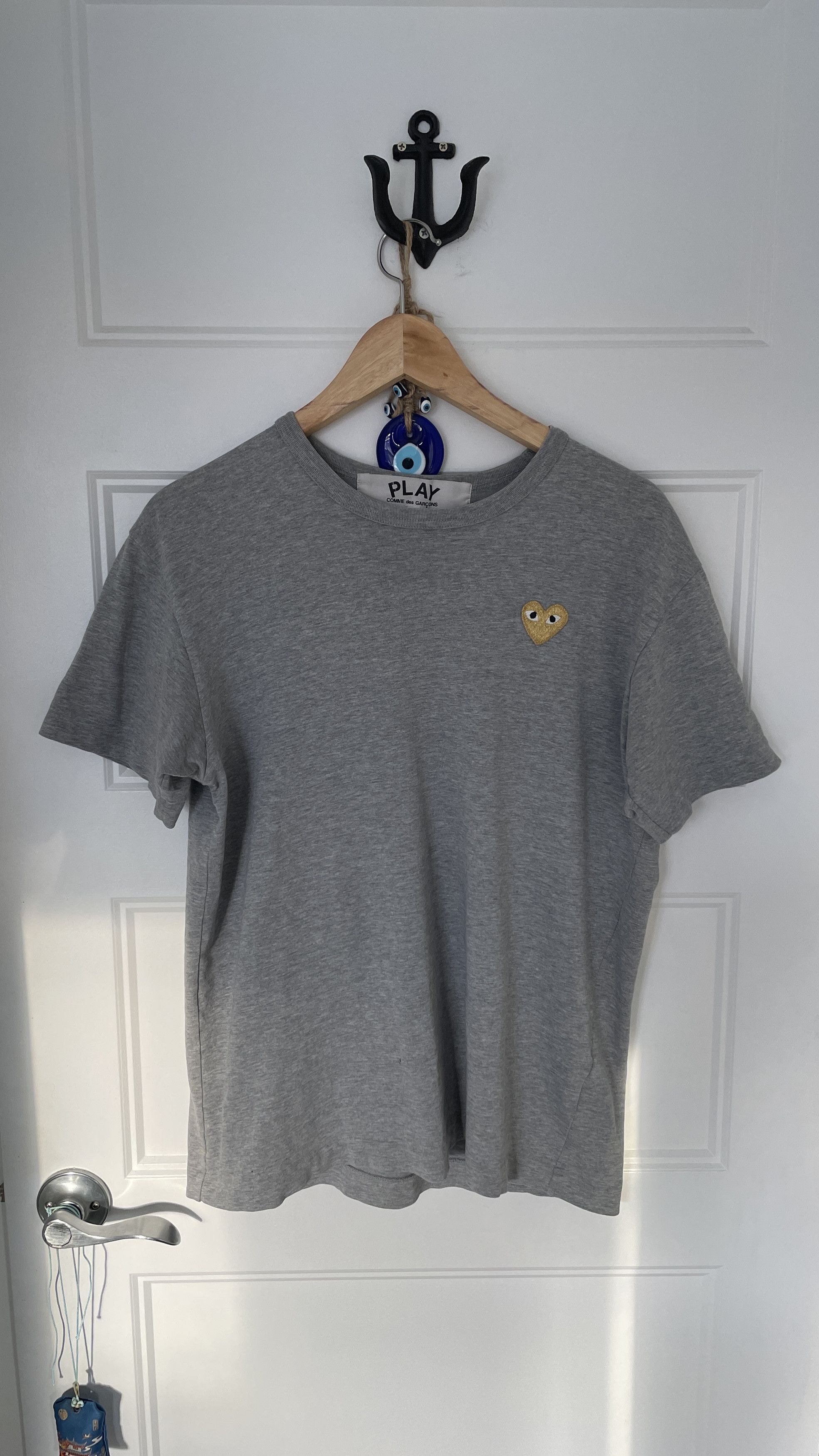 Comme des Garcons PLAY GREY T-SHIRT COMME DES GARÇONS (L) Size US L / EU 52-54 / 3 - 1 Thumbnail