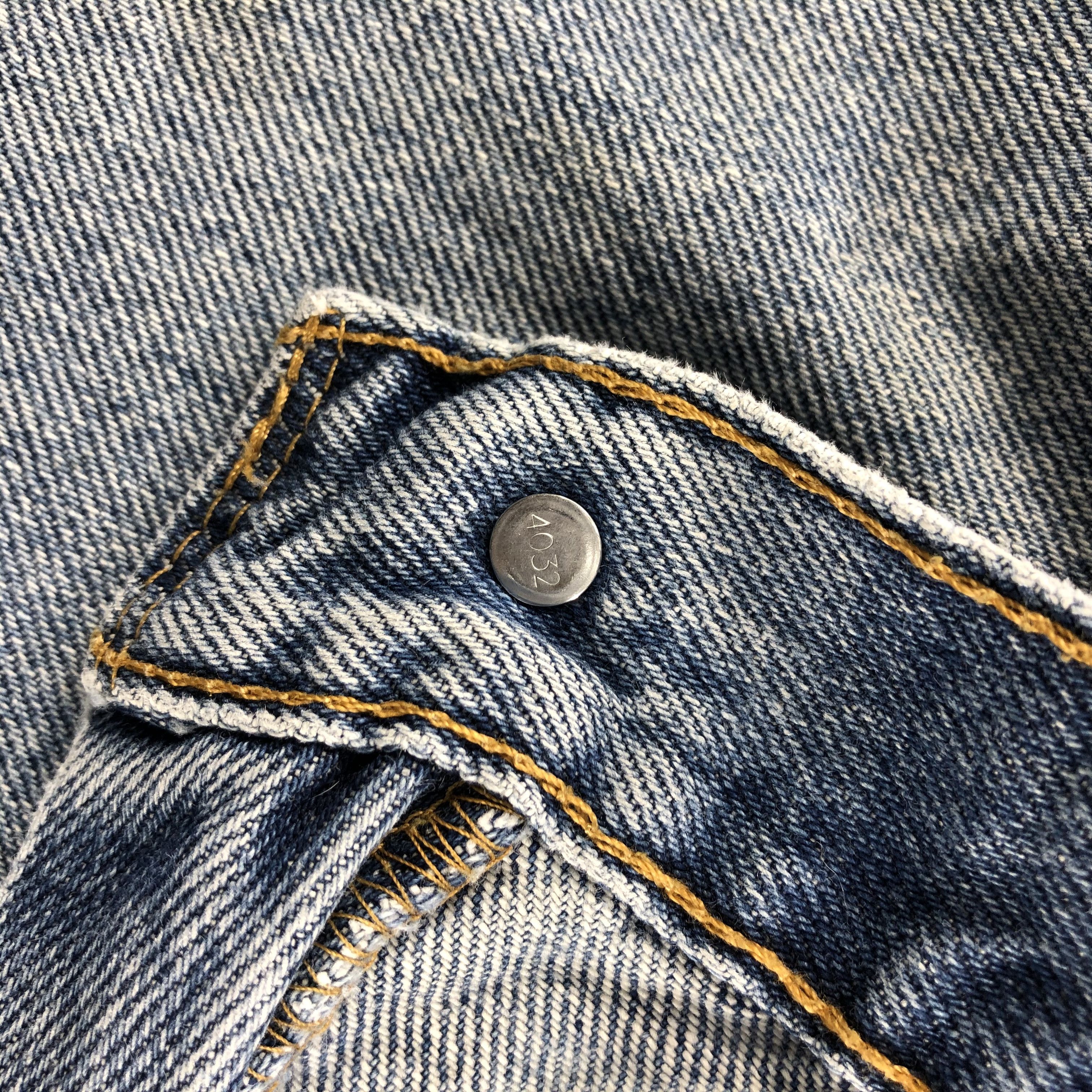 Levi's Vintage Light Wash Levis 505 Jeans-J1276 Size US 37 - 8 Thumbnail