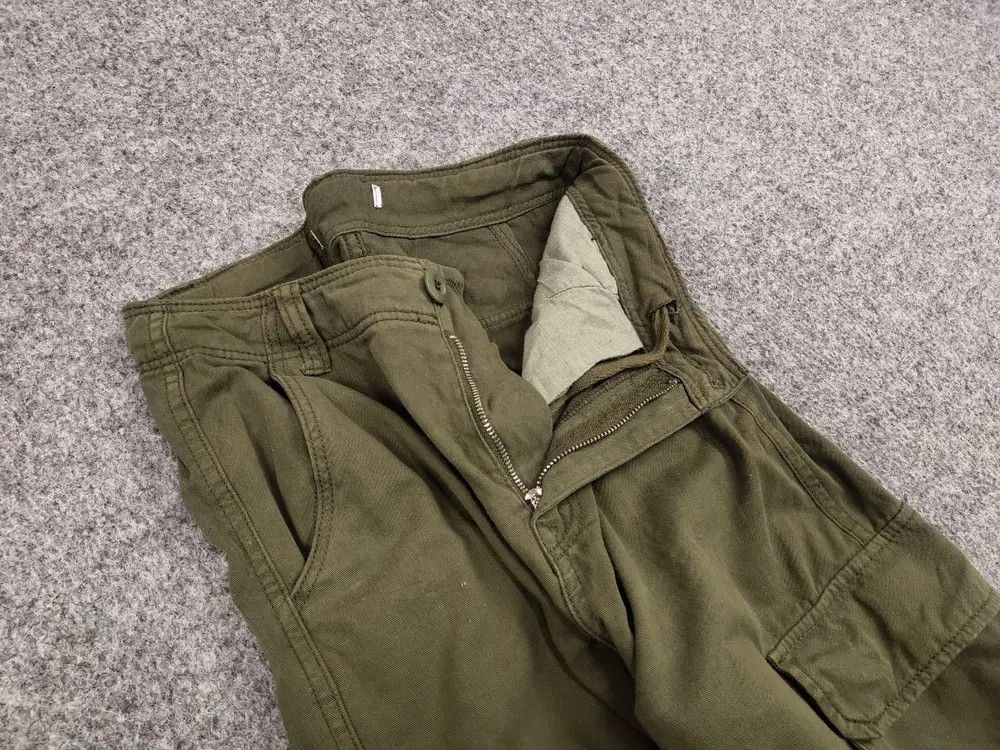 Japanese Brand Vintage Japanese Multi Pocket Cargo Baggy Pants Y2K Style Size US 29 - 5 Thumbnail