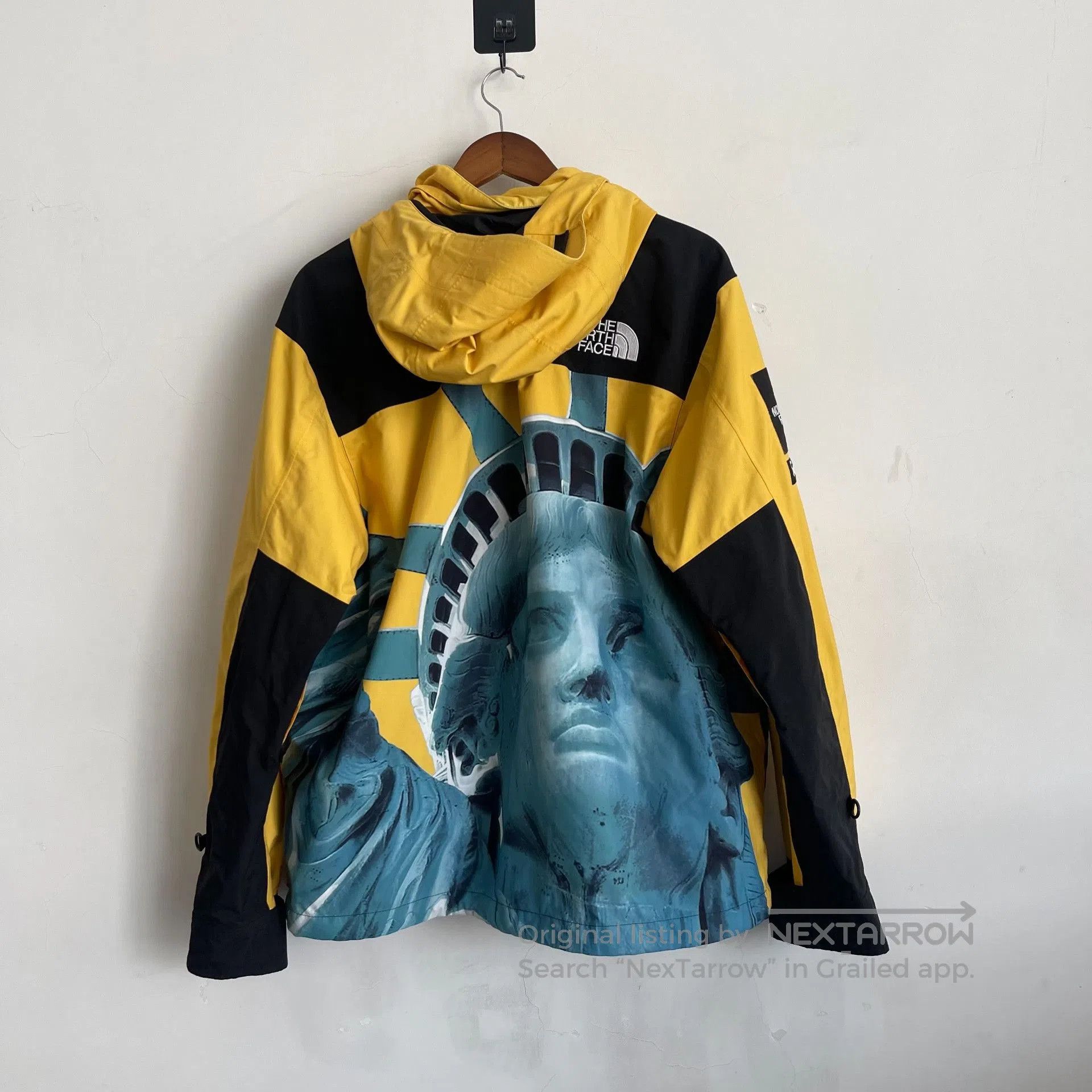 The North Face The North Face Statue of Liberty Jacket. Size US L / EU 52-54 / 3 - 7 Thumbnail
