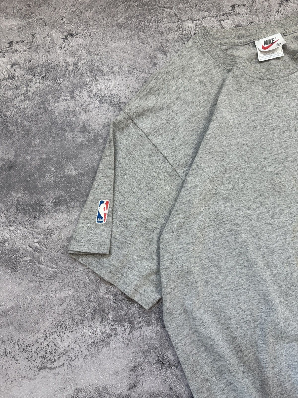 Nike Vintage 90s Nike Lakers NBA Basketball T-Shirt Y2K Rare Tee Size US M / EU 48-50 / 2 - 9 Thumbnail