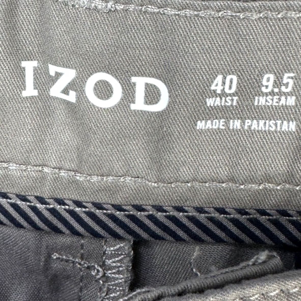 Izod IZOD Mens Chino Golf Shorts 40X9.5 Gray Flat Front Pockets Casual Comfort NEW Size US 40 / EU 56 - 3 Thumbnail