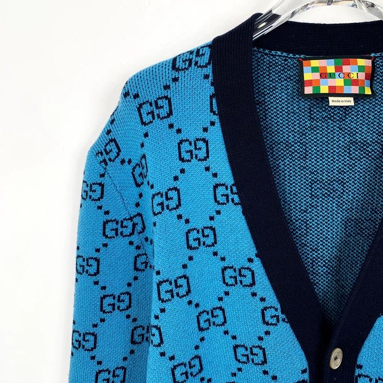 Gucci Gucci Blue logo old flower full printed wool V-neck long-sl Size US S / EU 44-46 / 1 - 3 Thumbnail
