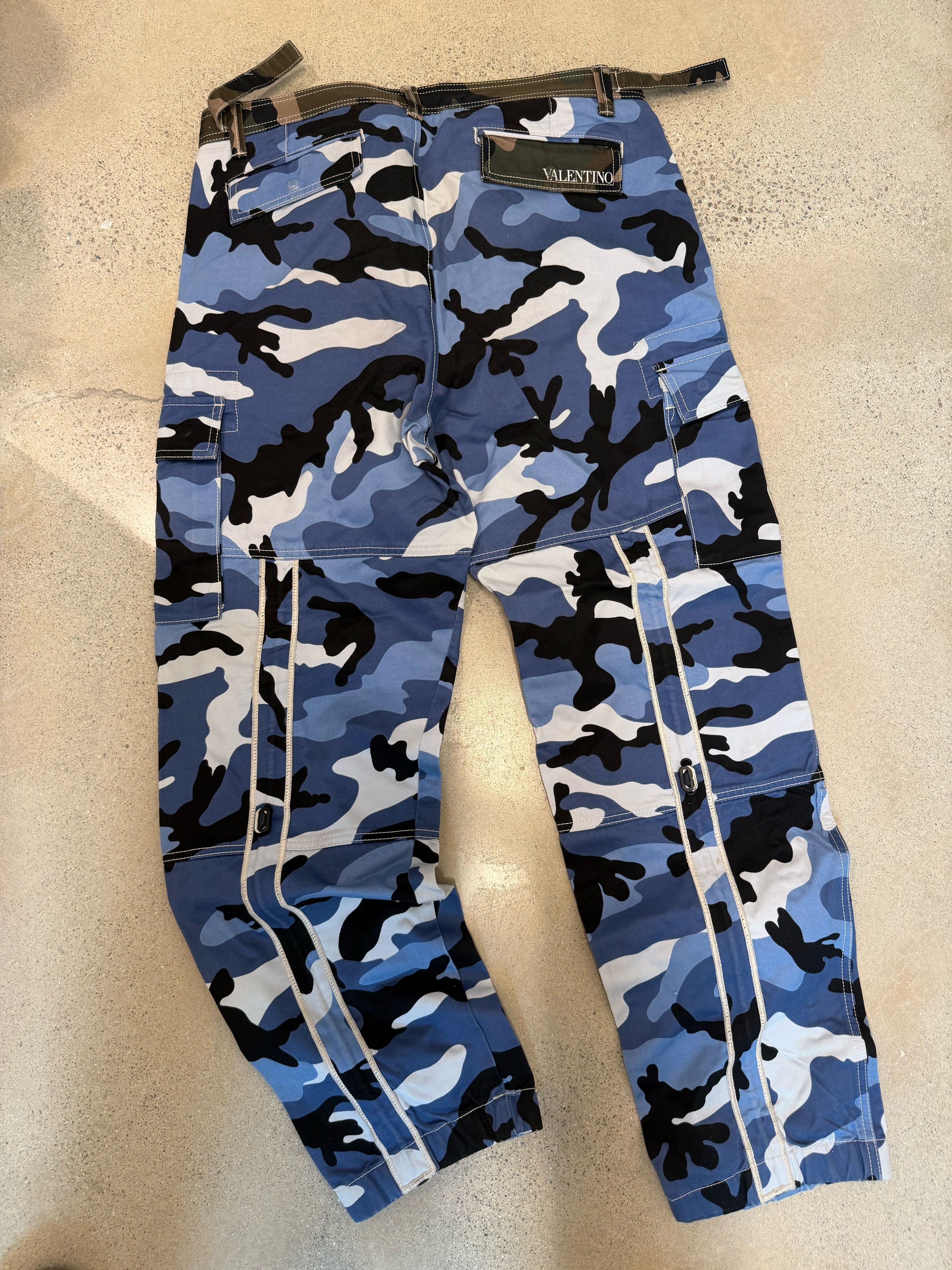 Valentino Valentino Blue Camoflauge Cargo Pants Size US 34 / EU 50 - 3 Thumbnail