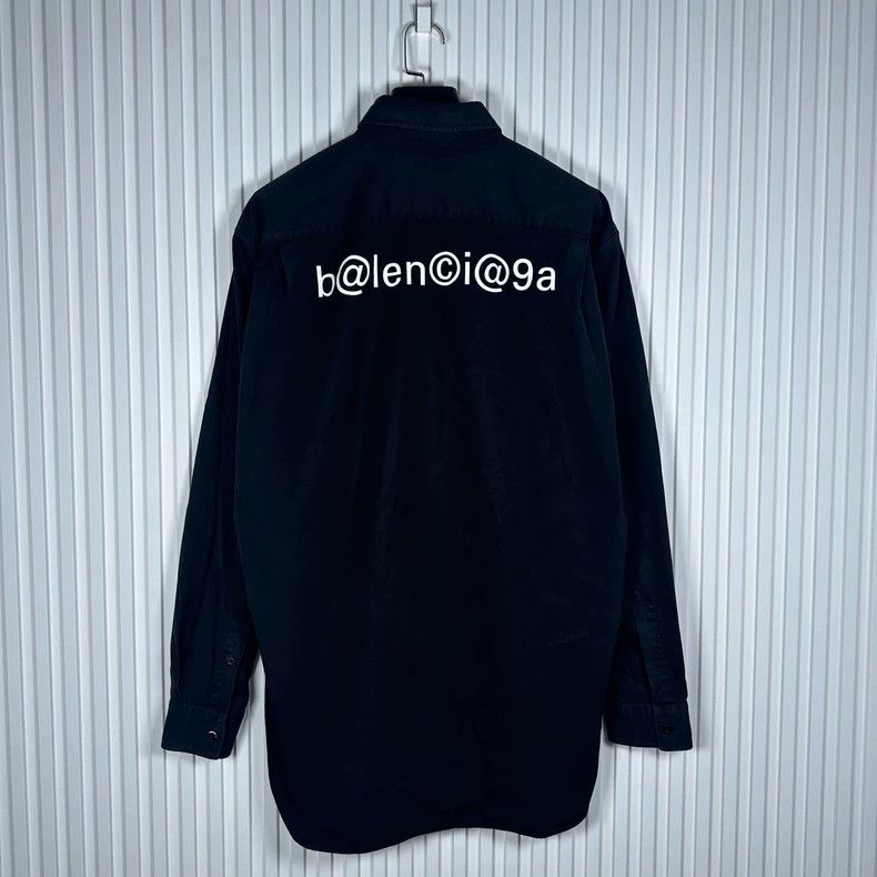 Balenciaga Balenciaga size 38 Long-sleeved shirt with mailbox letters Size XS / US 0-2 / IT 36-38 - 1 Thumbnail