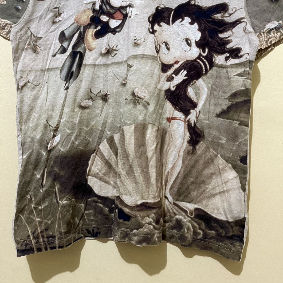 Vintage VINTAGE BETTY BOOP - BIRTH OF VENUS AOP TEE Size S / US 4 / IT 40 - 7 Thumbnail