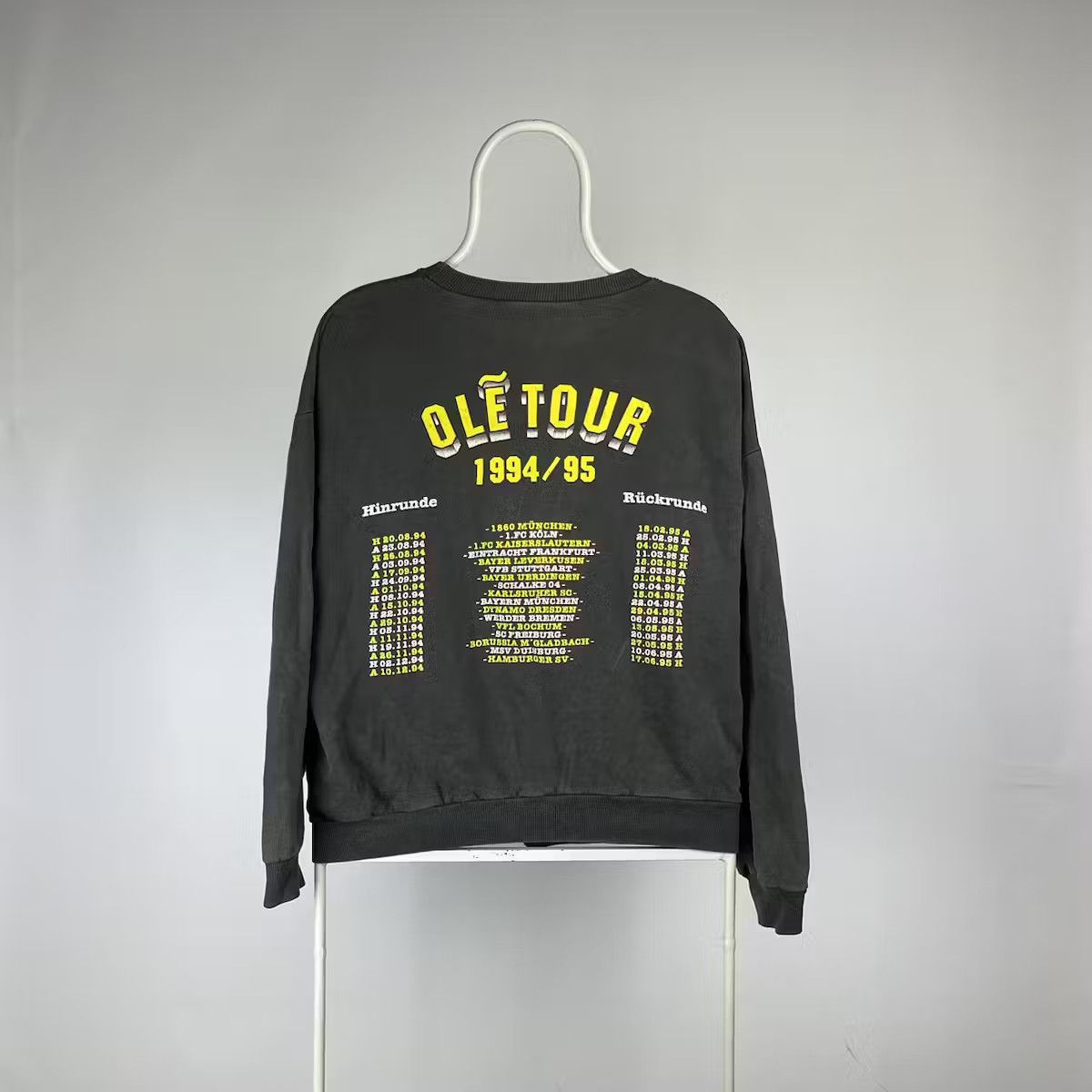 Vintage Borussia Dortmund sweatshirt vintage tour 94/95 size Small Size US S / EU 44-46 / 1 - 2 Thumbnail