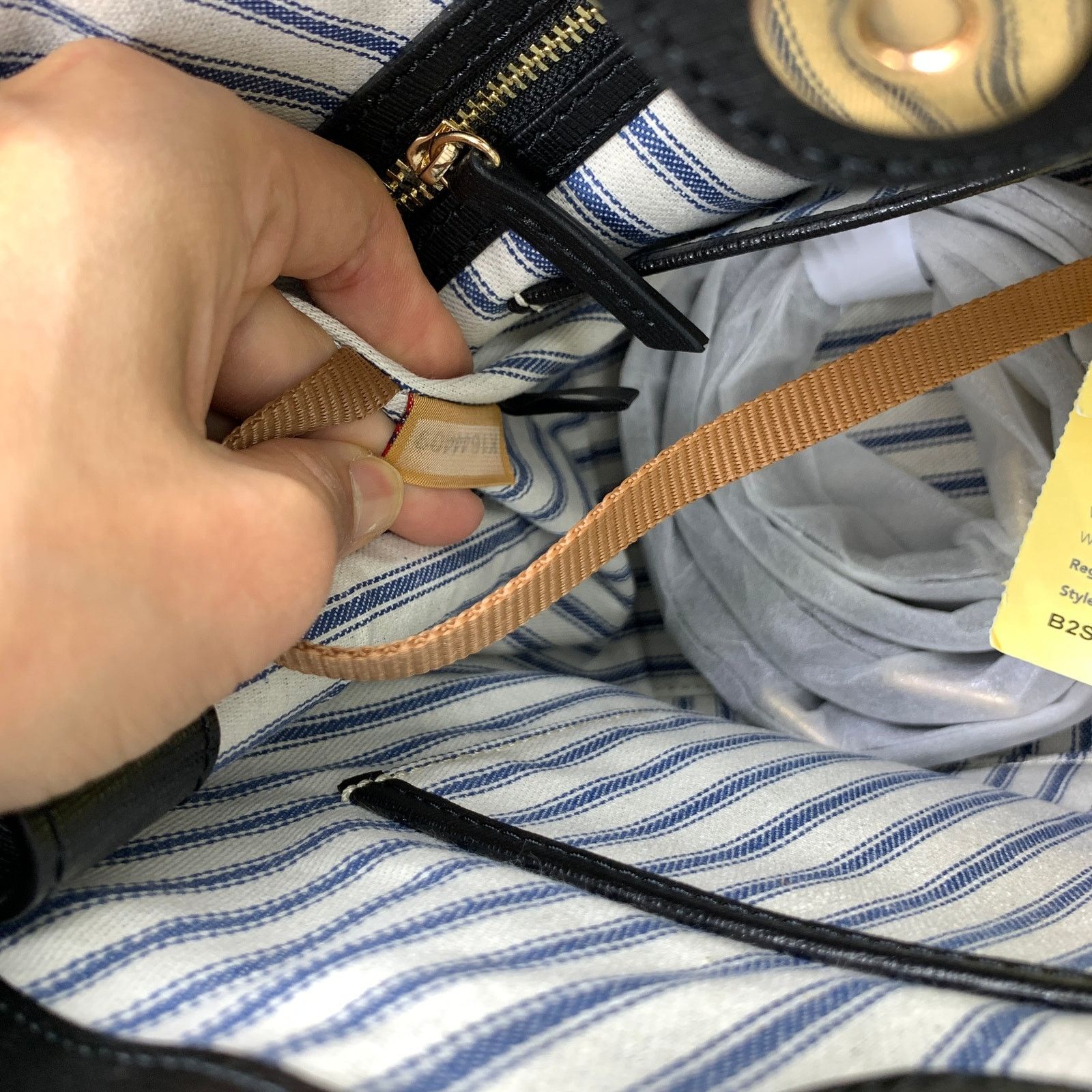 Dooney & Bourke Dooney & Bourke Black Leather Purse Zip Satchel Handbags Size ONE SIZE - 14 Thumbnail