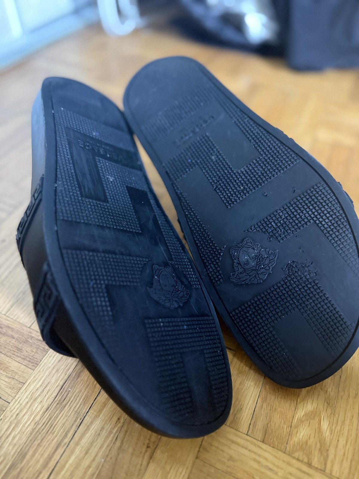 Versace Versace La Medusa Palazzo Rubber Slides Size US 9 / EU 42 - 5 Thumbnail