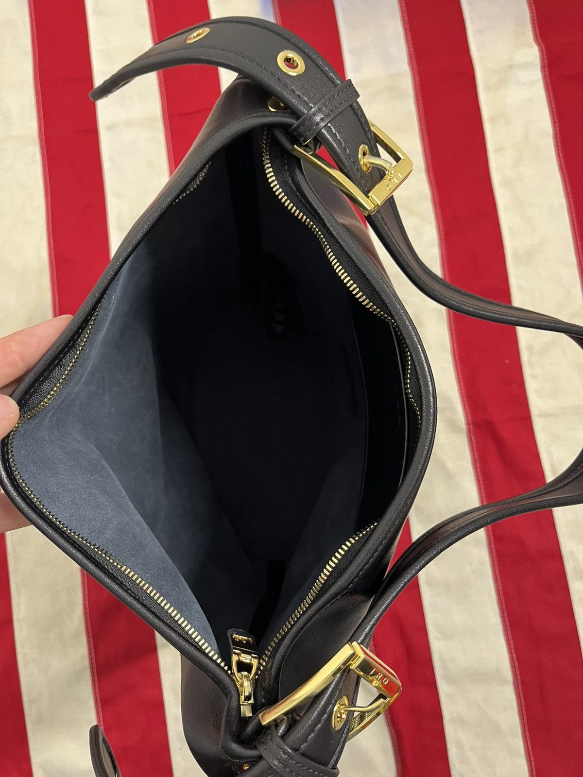Iro IRO Paris Minimalist Leather Bucket Bag Black Shoulder Size ONE SIZE - 7 Thumbnail