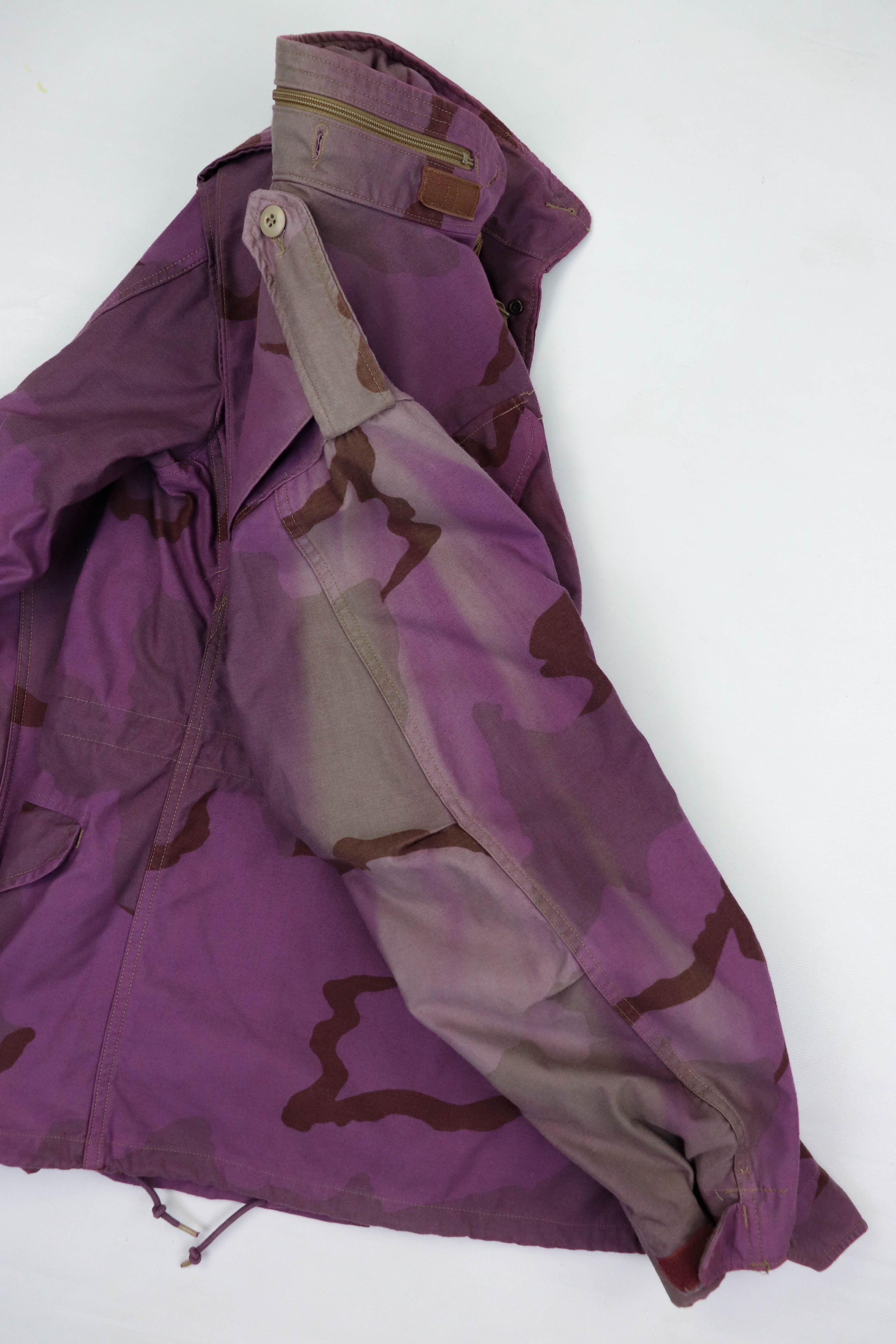 Vintage Vintage Custom Repainted Sun Faded Purple Camo M-65 FJacket Size US S / EU 44-46 / 1 - 9 Thumbnail