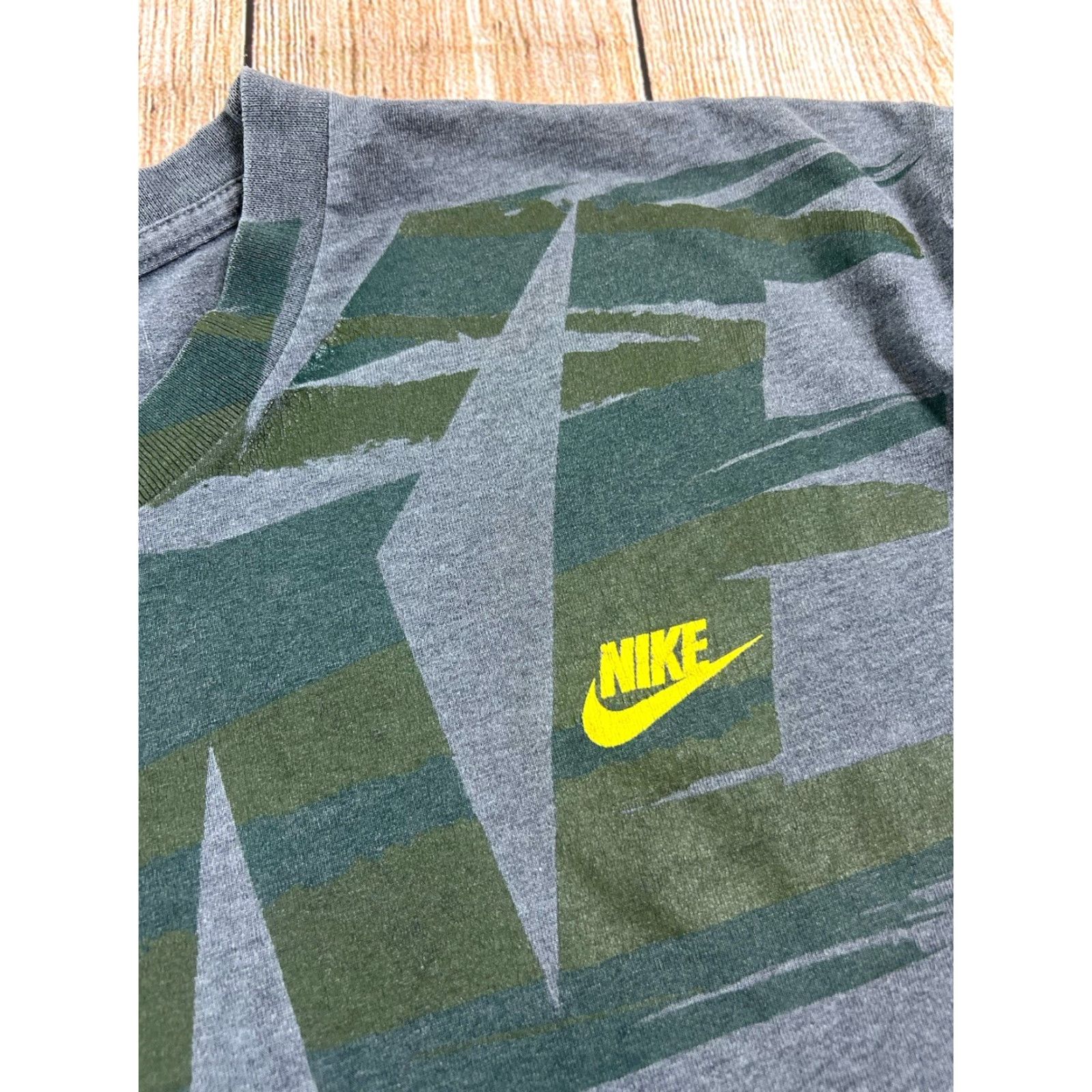 Nike VINTAGE Nike Y2K Spellout T Shirt Mens L Gray Size US L / EU 52-54 / 3 - 3 Thumbnail