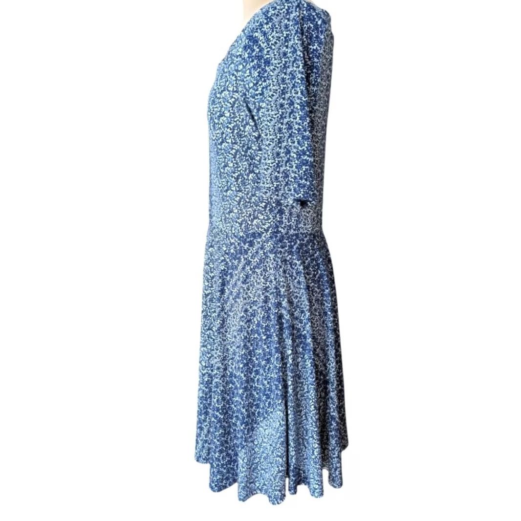 BCBGeneration BCBGeneration Blue White Floral Square Neck Fit Flare Dress L Knee Length Women’s Casual Party/Cocktail Size L / US 10 / IT 46 - 4 Thumbnail
