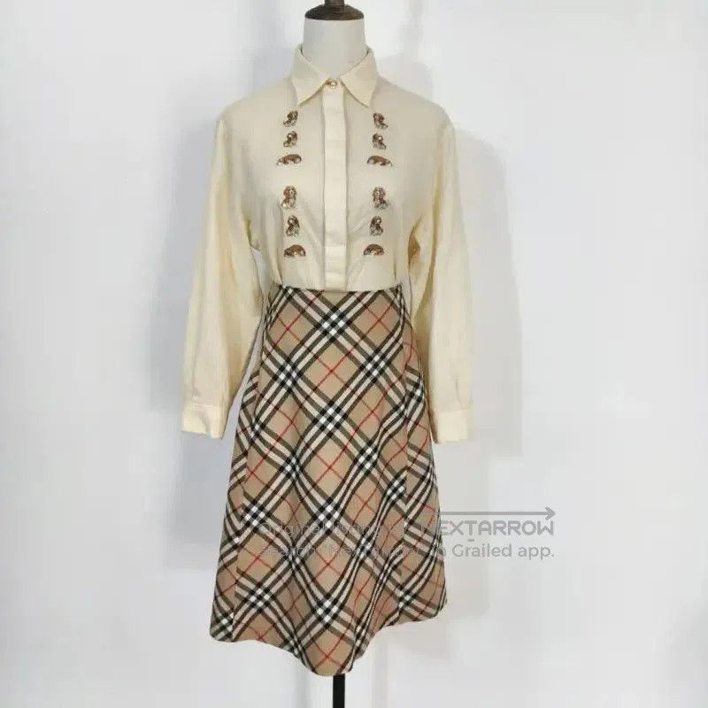 Burberry Burberry Summer Khaki Cotton Check Skirt. Size 23" - 1 Thumbnail