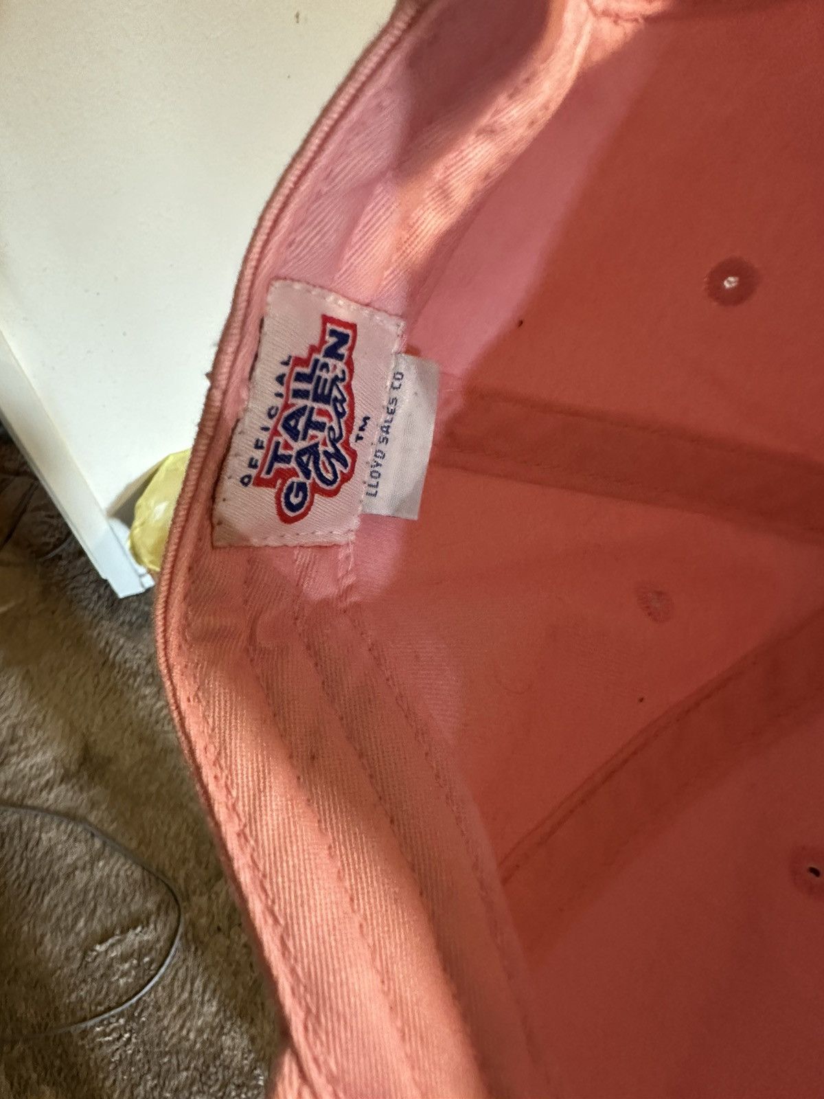 NCAA × Vintage Vintage NCAA Arkansas Razorbacks “pink” hat 90s Size ONE SIZE - 8 Thumbnail