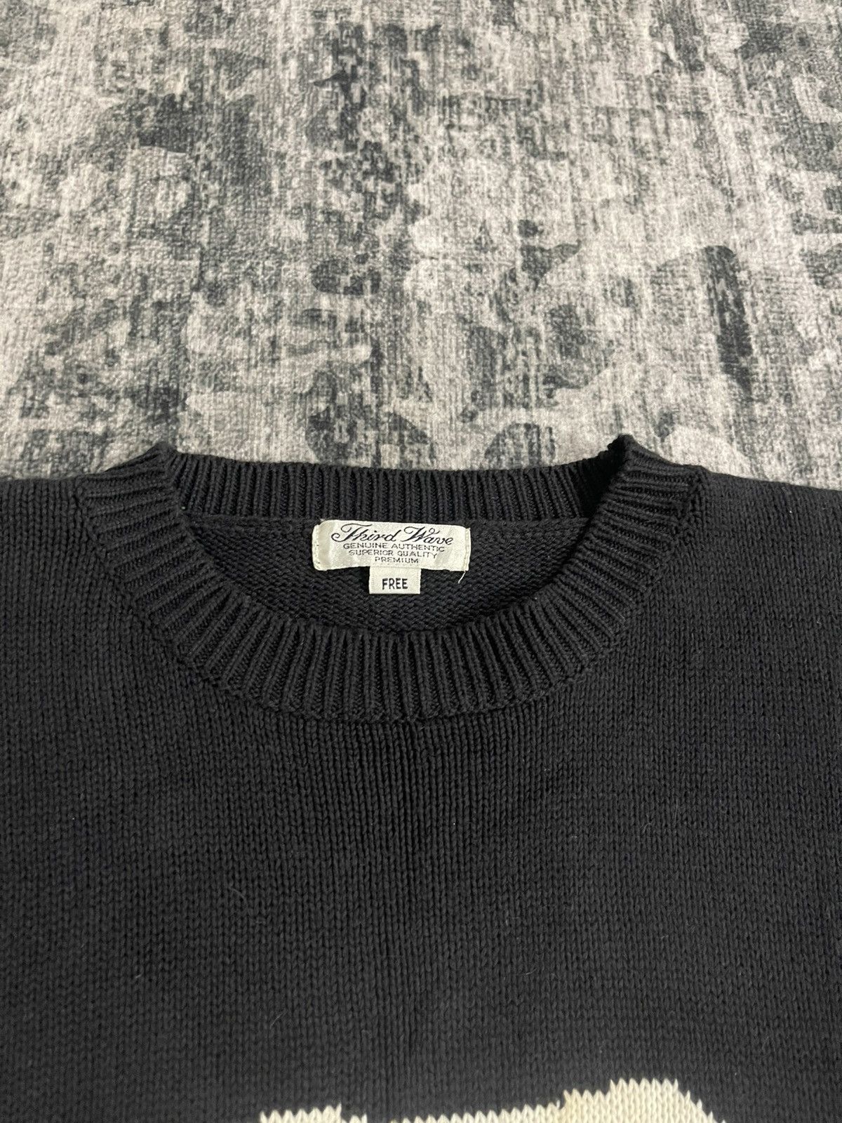 Japanese Brand Third Wave Skull Print Shortsleeve Knit Size US L / EU 52-54 / 3 - 9 Thumbnail