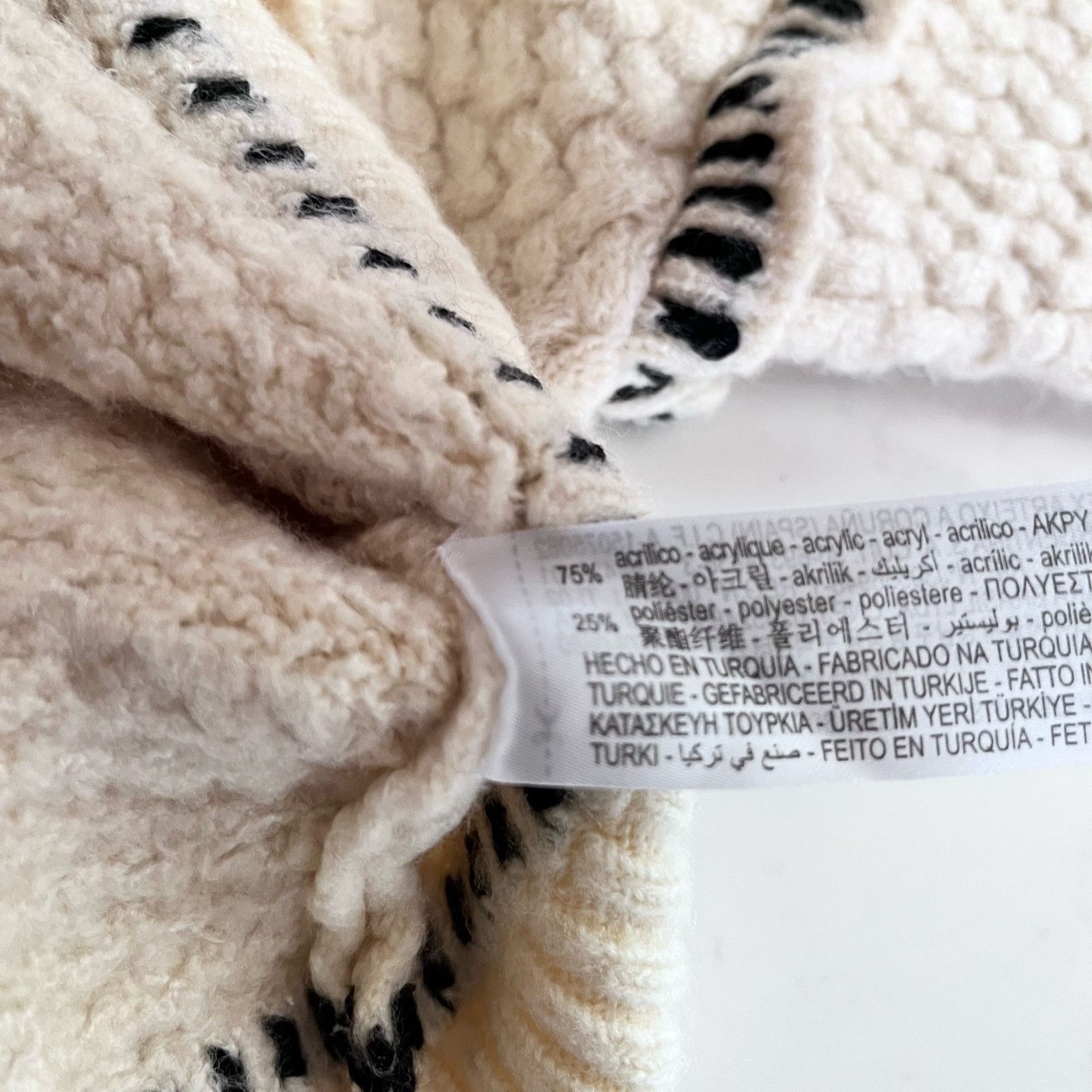 Zara Zara Cream Contrast Topstitching Woven Knit Pullover Sweater Size S / US 4 / IT 40 - 7 Thumbnail