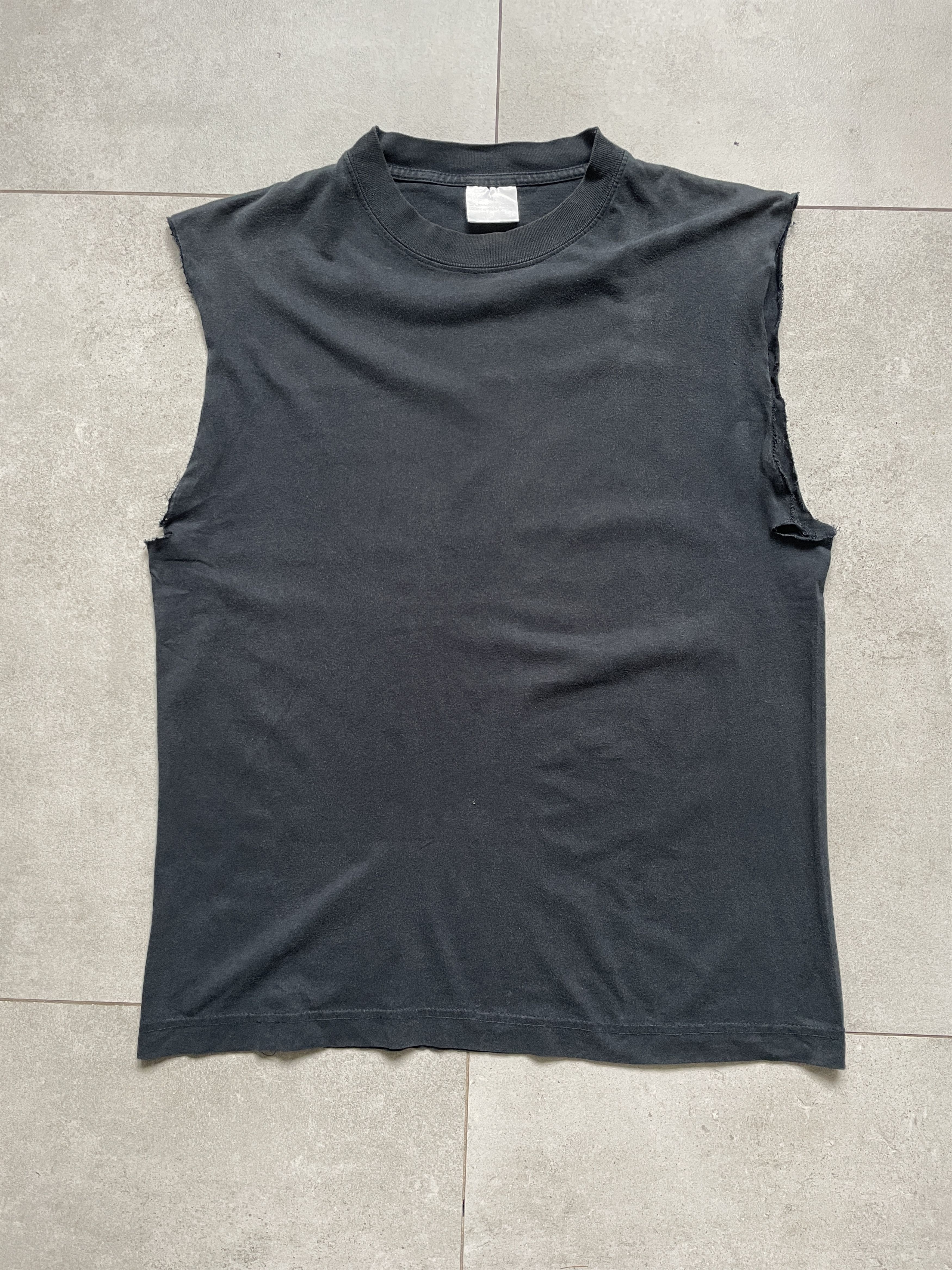 Vintage VINTAGE 90 BLACK WASHED SLEEVELESS Size US M / EU 48-50 / 2 - 1 Thumbnail