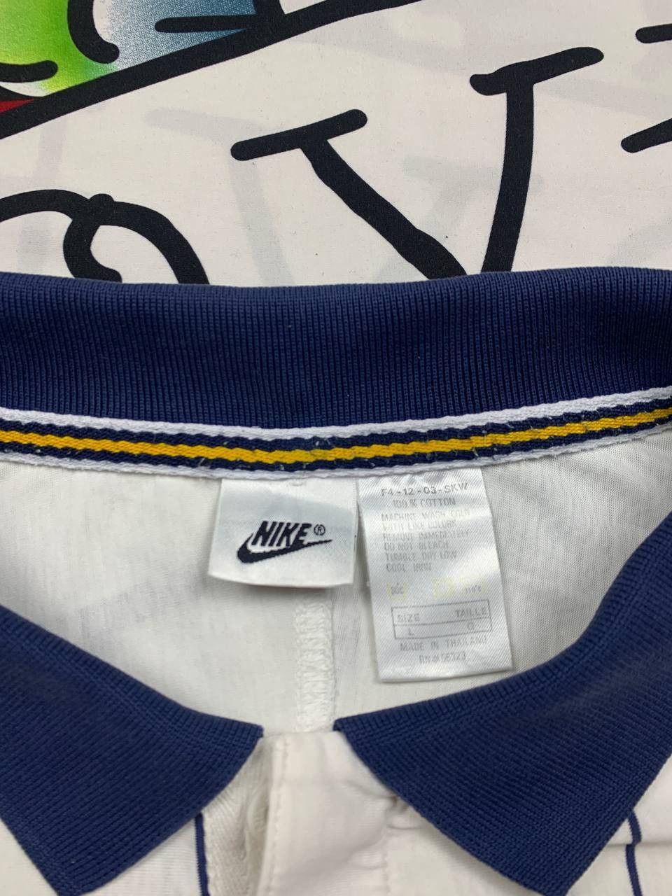 Nike Vintage Nike Supreme 90s Court Polo shirt L Courier Agassi Size US L / EU 52-54 / 3 - 3 Thumbnail