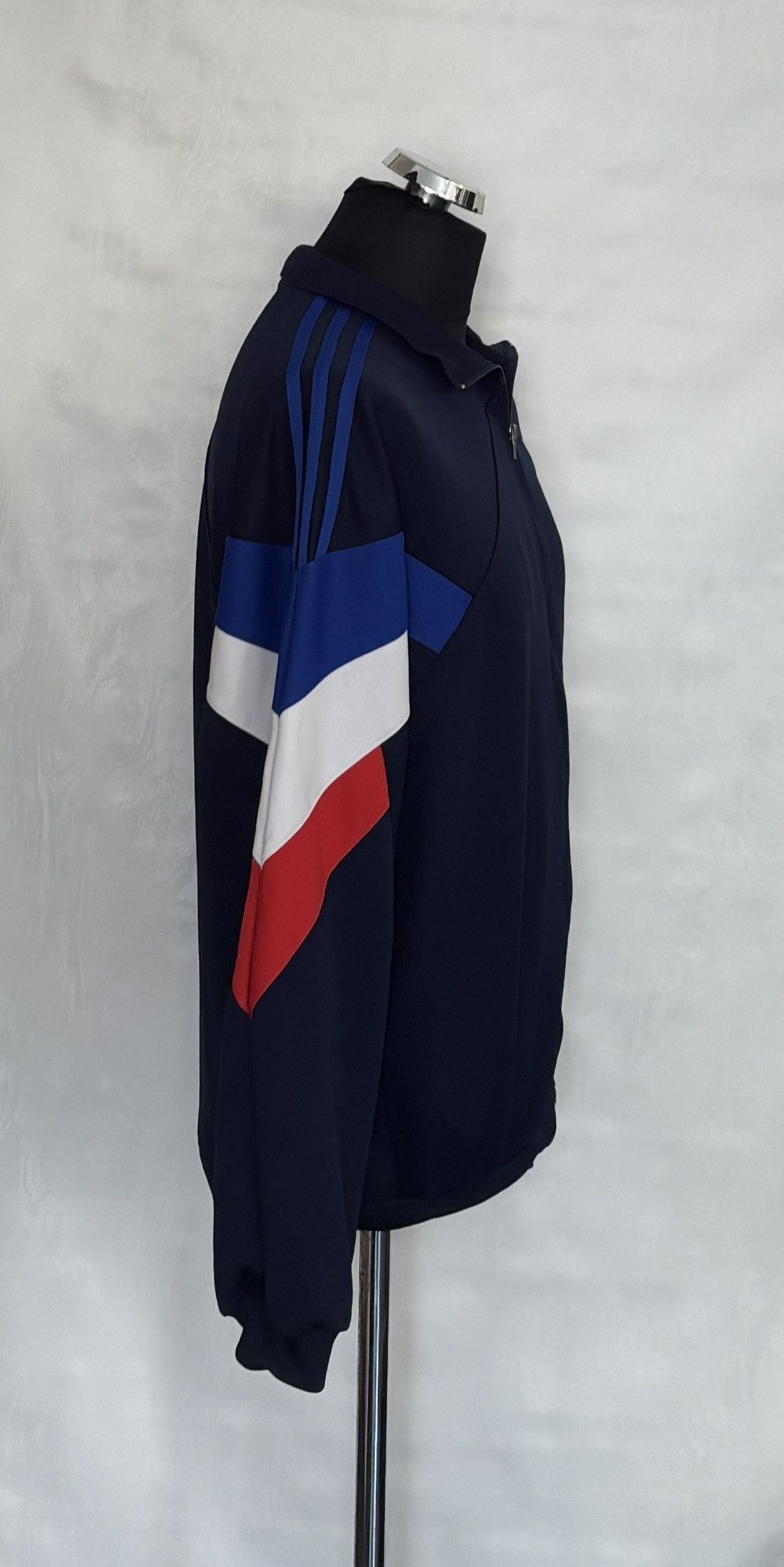 Adidas Adidas Originals France vintage 90s zip sweatshirt size. XL Size US XL / EU 56 / 4 - 4 Thumbnail