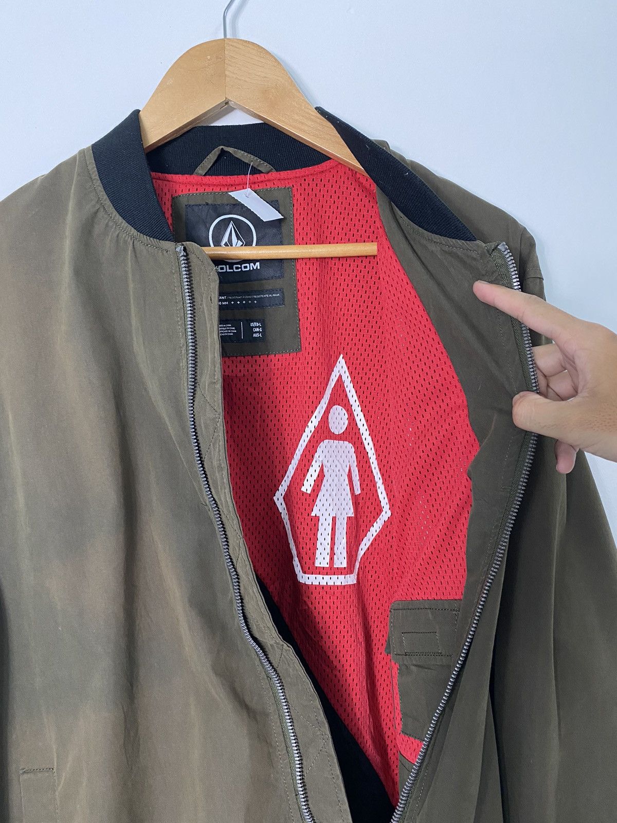 Girl Skateboards × Volcom Volcom X Girl Skatebords Bombers Jacket Size US L / EU 52-54 / 3 - 7 Thumbnail