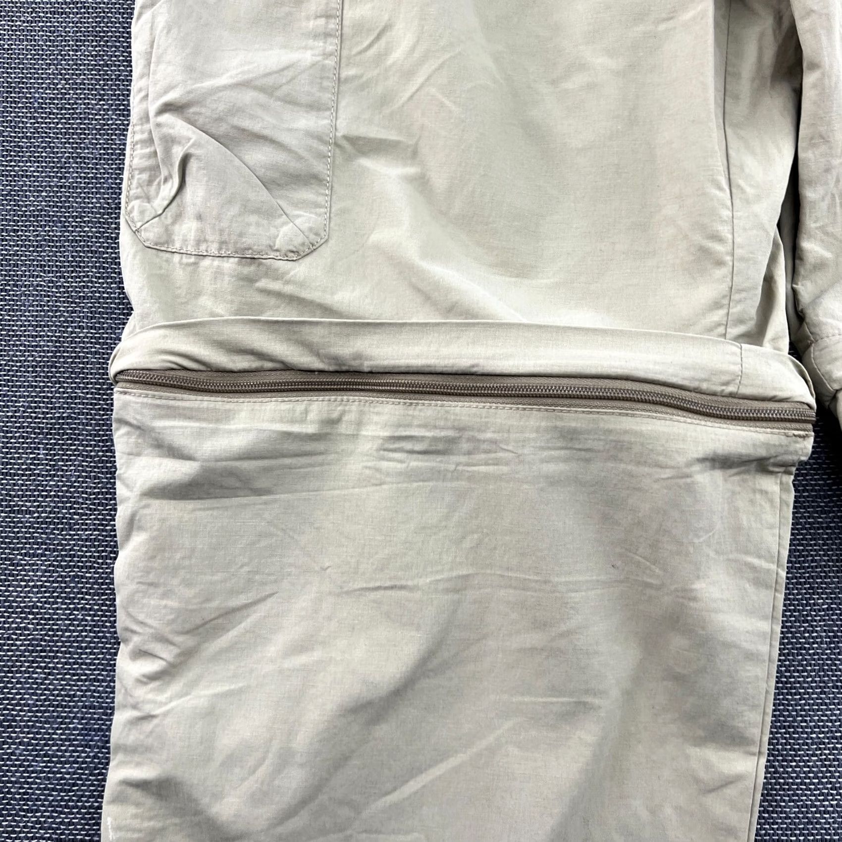 Vintage VINTAGE Fjallraven Zip Off Trousers Mens Pants Sz 50 Beige G-1000 Shorts Outdoor Track Pants Mens Size 50 Beige Size US 34 / EU 50 - 3 Thumbnail