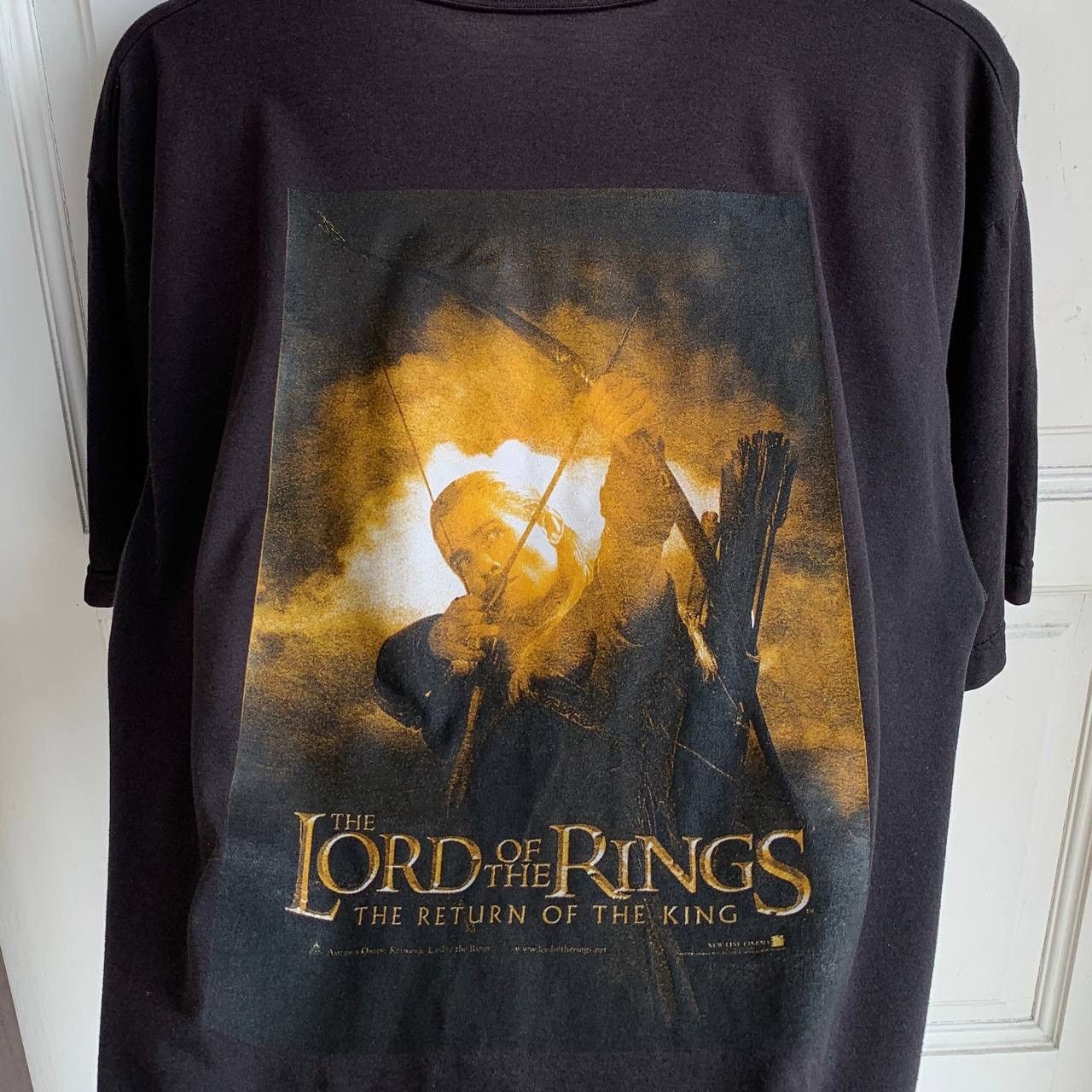 Vintage RARE Vintage The Lord Of The Rings T Shirt Movie The Hobbit Size US L / EU 52-54 / 3 - 3 Thumbnail