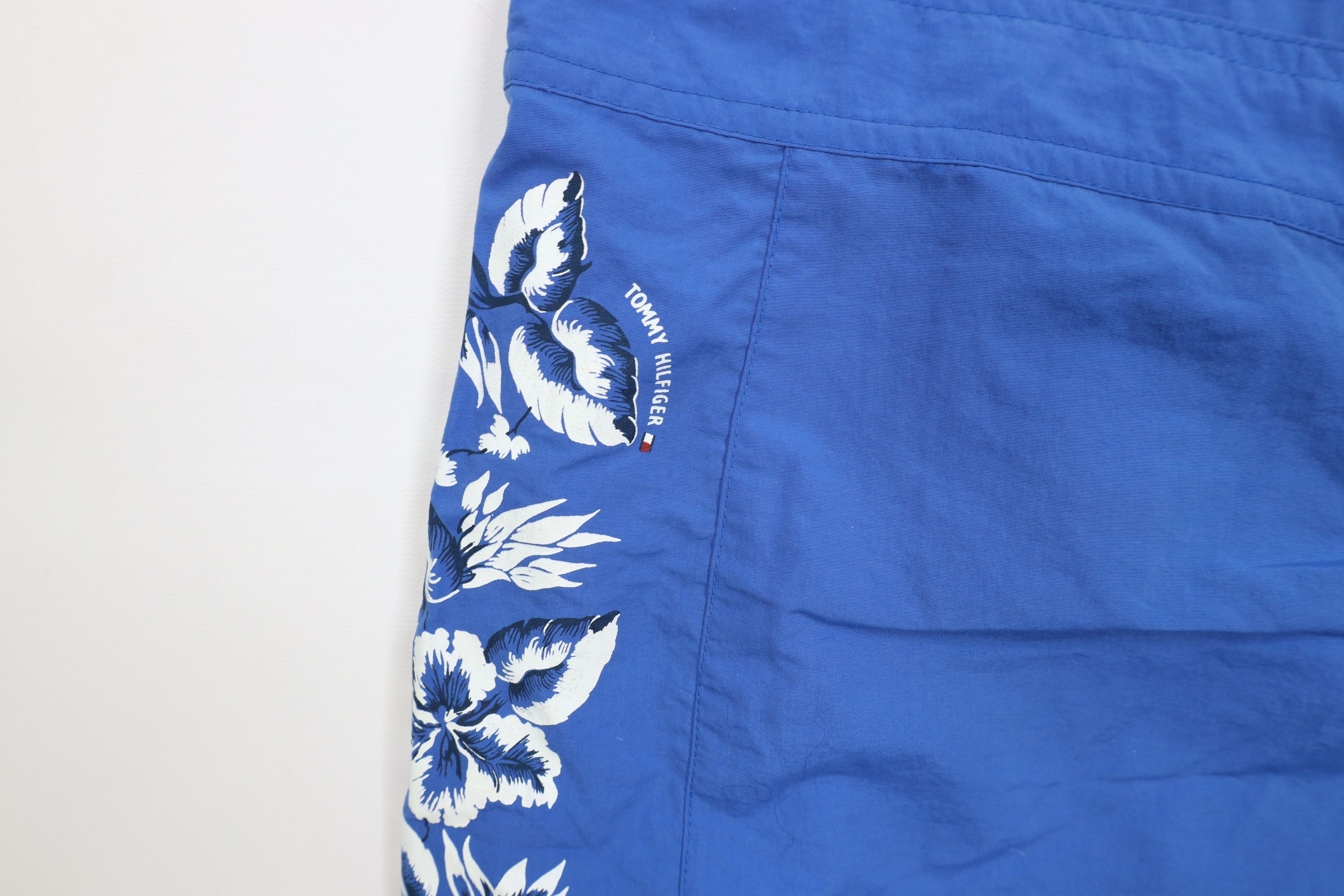 Tommy Hilfiger Vintage Y2K 2002 Tommy Hilfiger Flower Board Shorts Blue Size US 38 / EU 54 - 5 Thumbnail