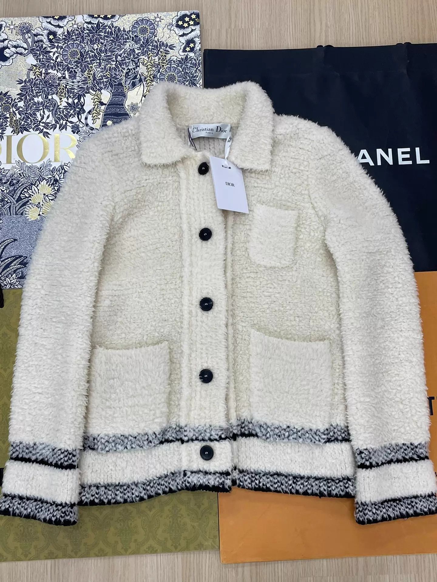 Dior Dior White Shearling Jacket Size S Size S / US 4 / IT 40 - 1 Thumbnail
