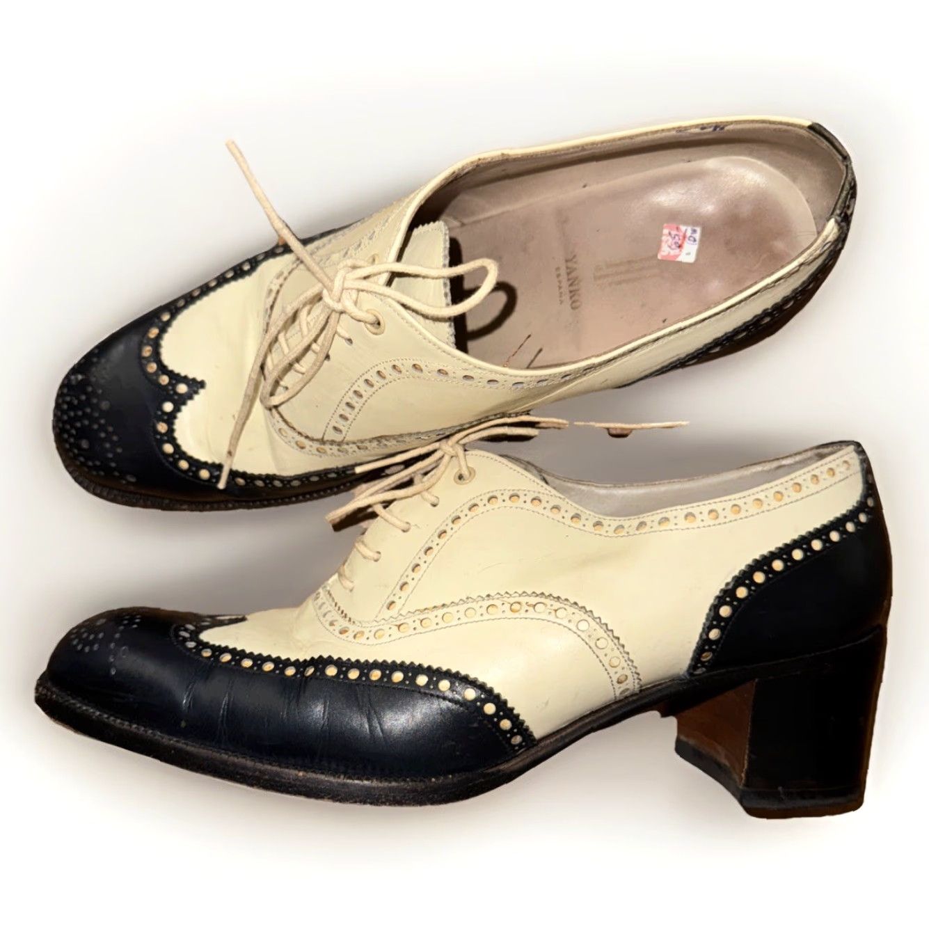 Vintage VINTAGE Yanko España Wingtip Dress Shoes Women 9.5 Black & White Leather Heel Pump Brogue Oxford Vintage European Womens Shoes Size L / US 10 / IT 46 - 3 Thumbnail