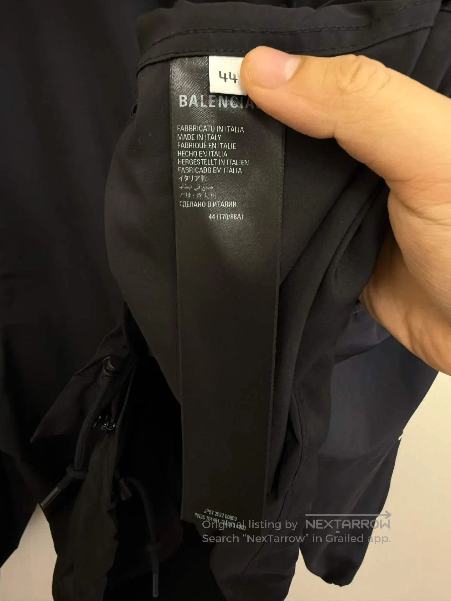 Balenciaga Balenciaga Black Arm BB Full Logo Windbreaker| Size US S / EU 44-46 / 1 - 3 Thumbnail
