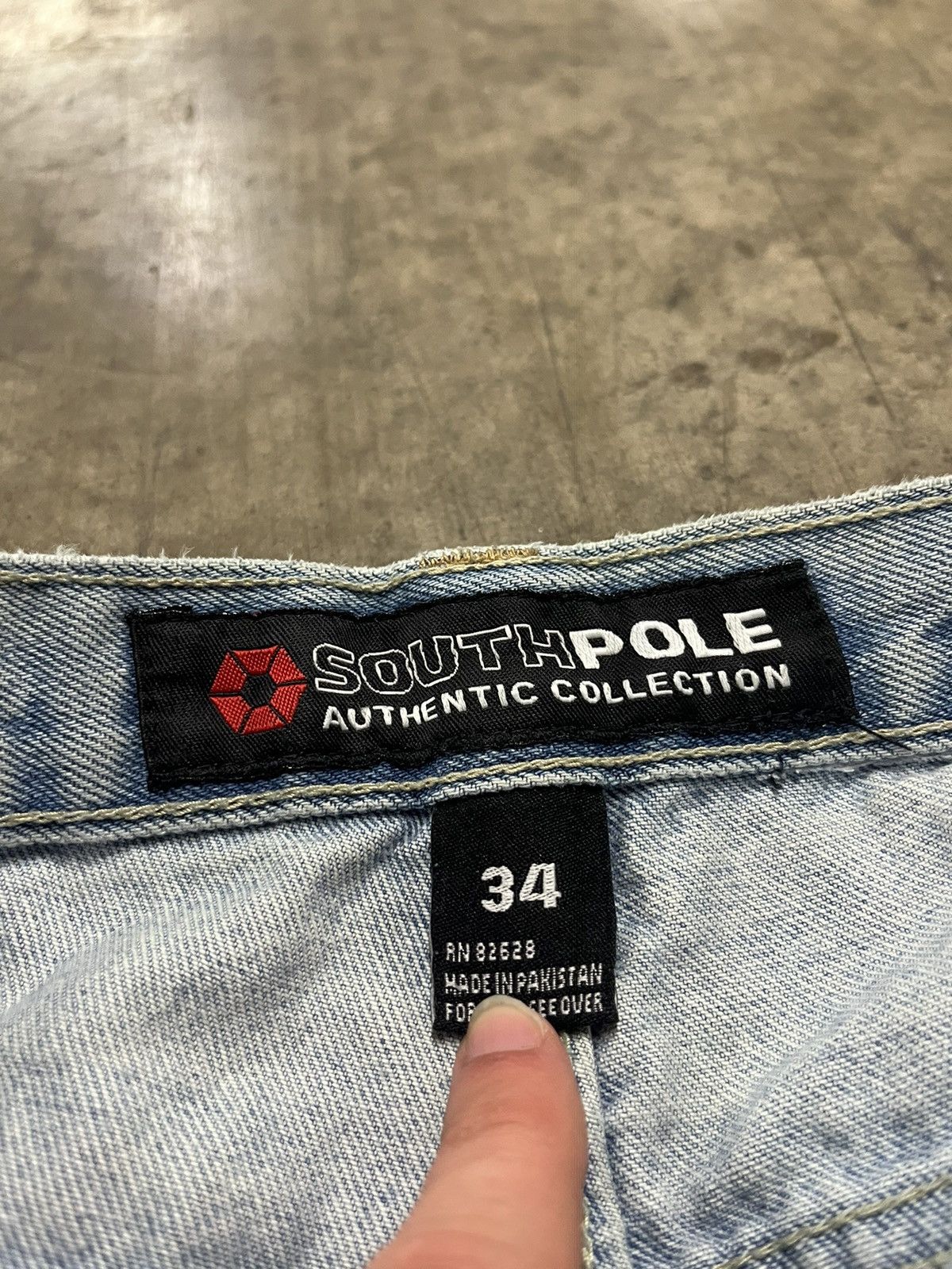 Southpole × Vintage Southpole y2k baggy fit wide leg denim light wash thrashed Size US 34 / EU 50 - 10 Thumbnail