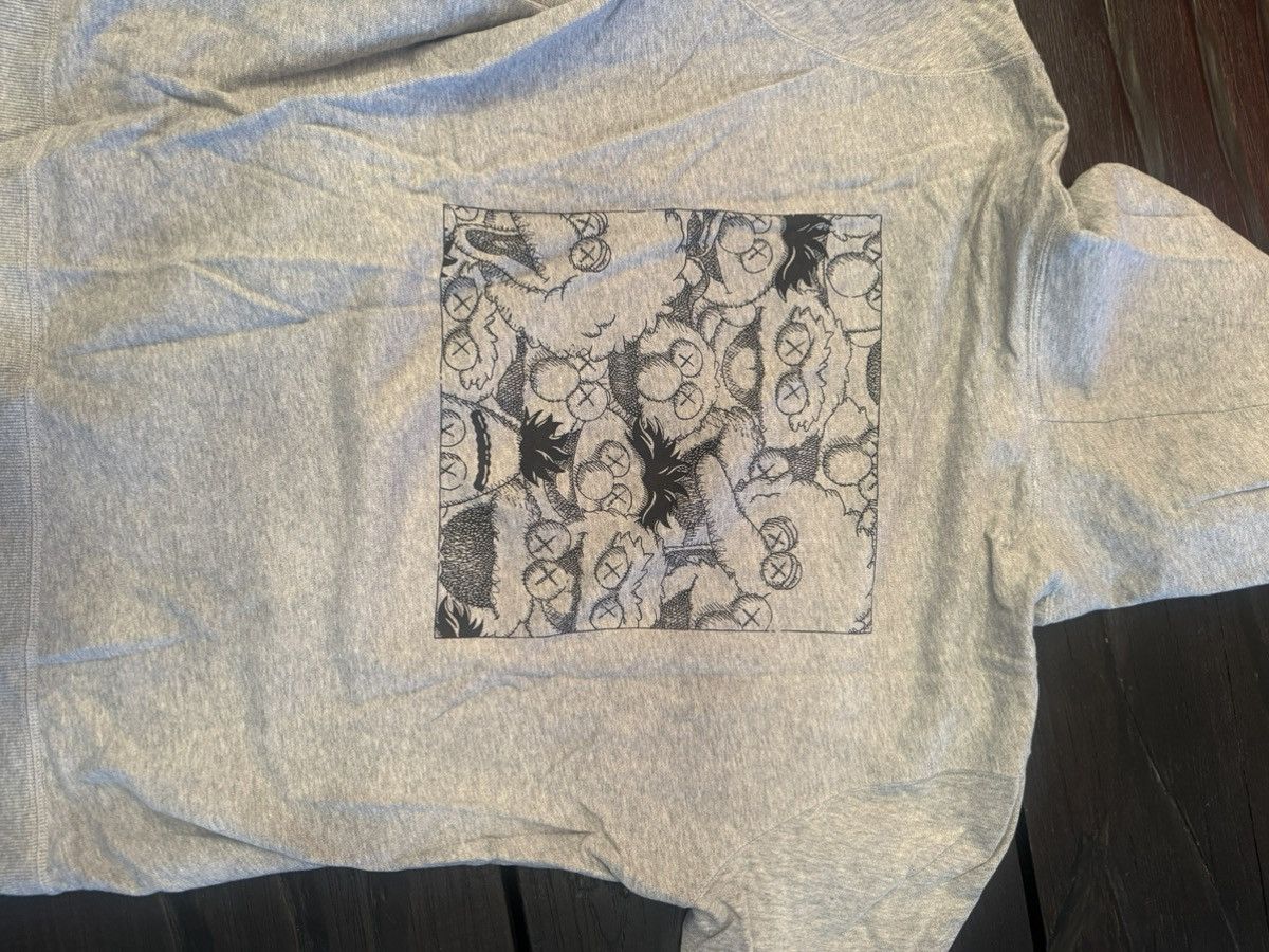 Uniqlo KAWS X UNIQLO SESAME X STREET Size US XL / EU 56 / 4 - 3 Thumbnail