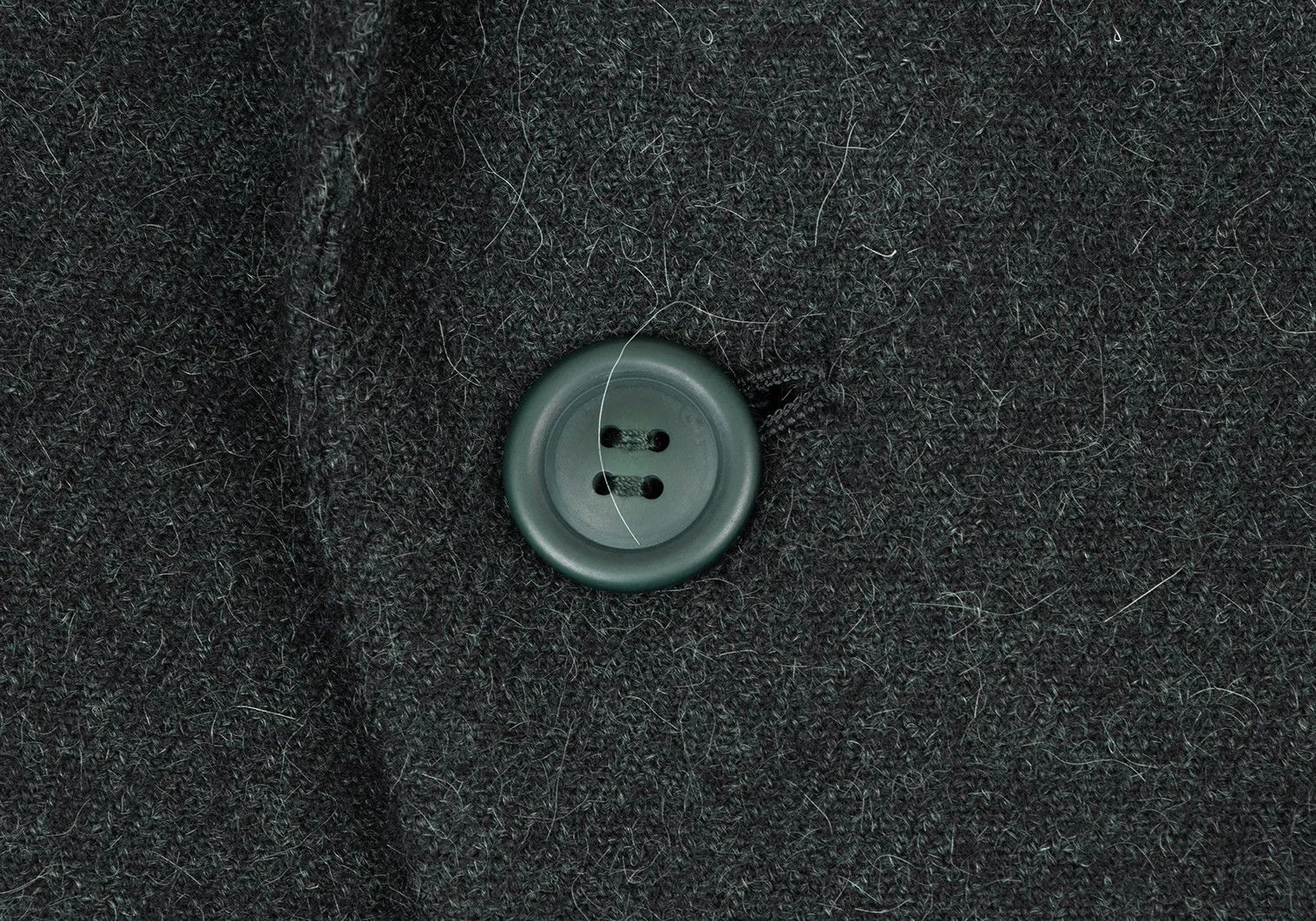 Issey Miyake Wool Chester Coat in Green, Size M Size US M / EU 48-50 / 2 - 5 Thumbnail