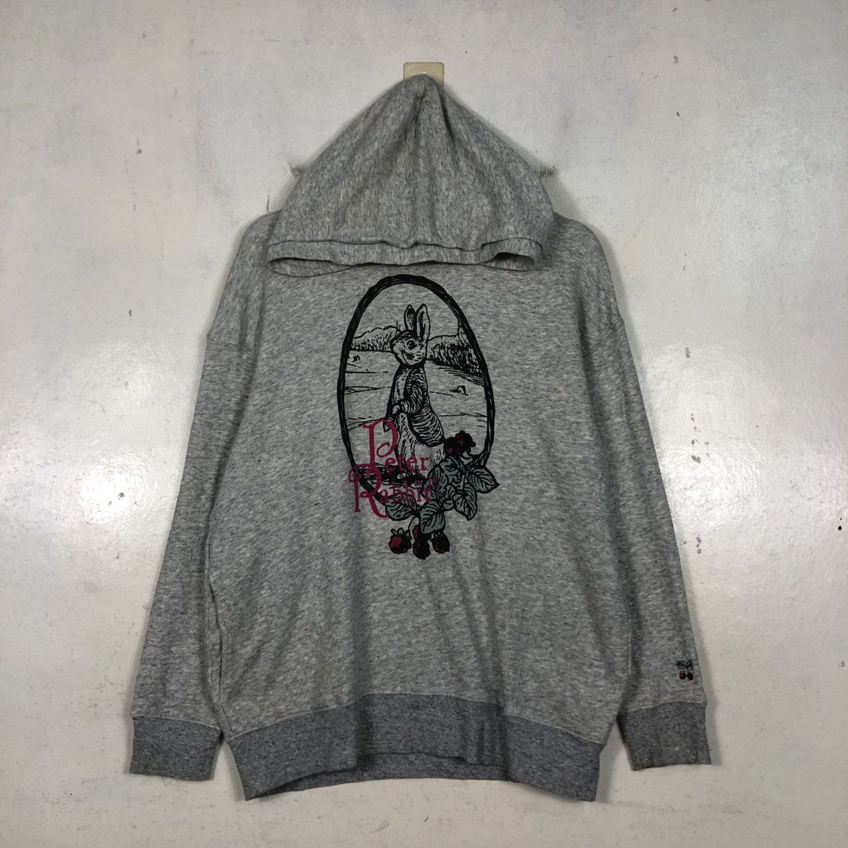 Japanese Brand 📌Hoodie Pull Over Cartoon Beatrix Potter Peter Rabbit Logo Size US M / EU 48-50 / 2 - 3 Thumbnail
