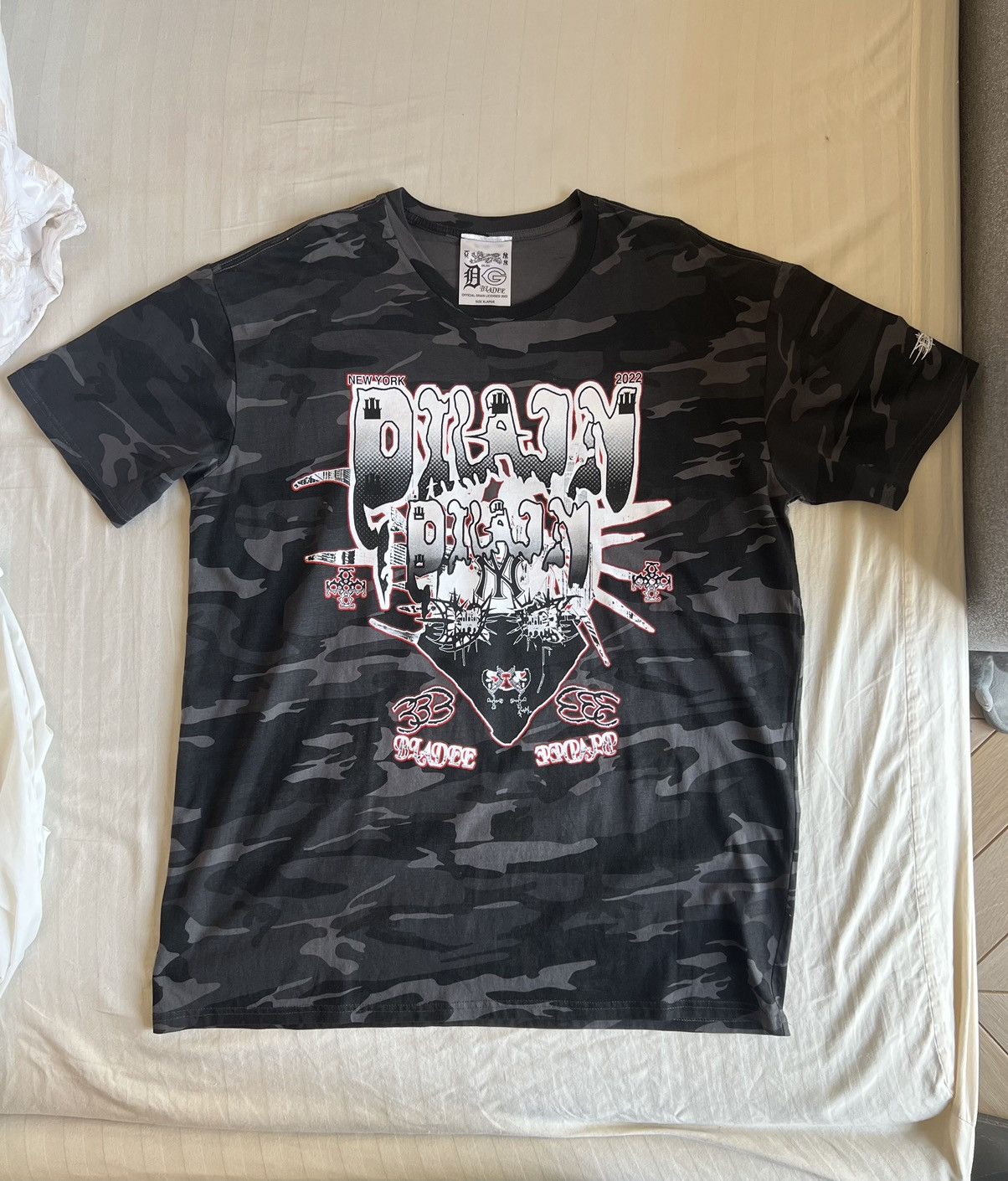 image of Drain Gang Bladee Shield-Face Nyc T-Shirt in Black Camo, Men's (Size XL)