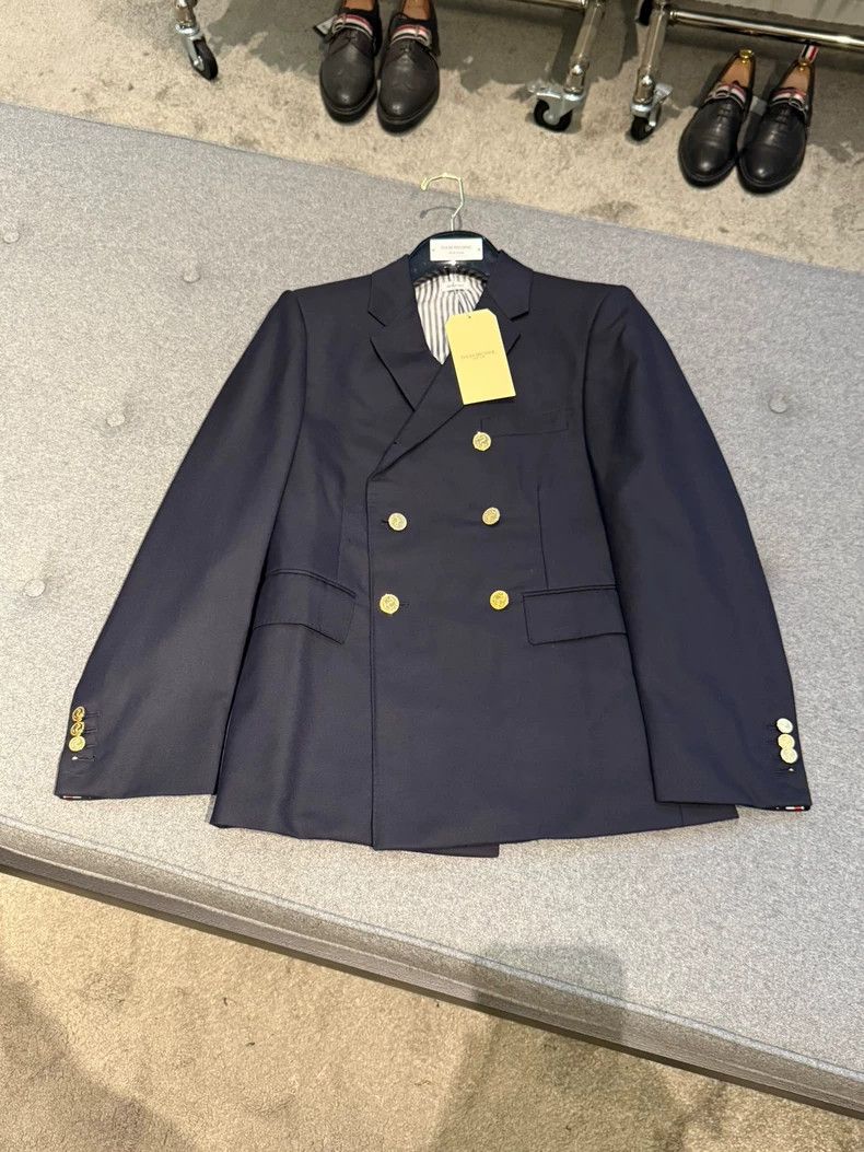 Thom Browne Thom Browne size0 Dark blue double lapel suit Size 38L - 3 Thumbnail