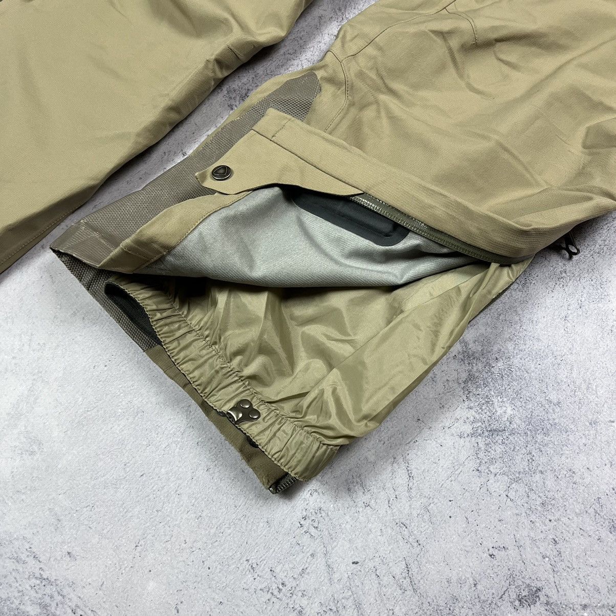 Nike ACG Vintage Nike ACG rare ski storm fit snowboard pants 00’s Size 32" / US 10 / IT 46 - 12 Thumbnail