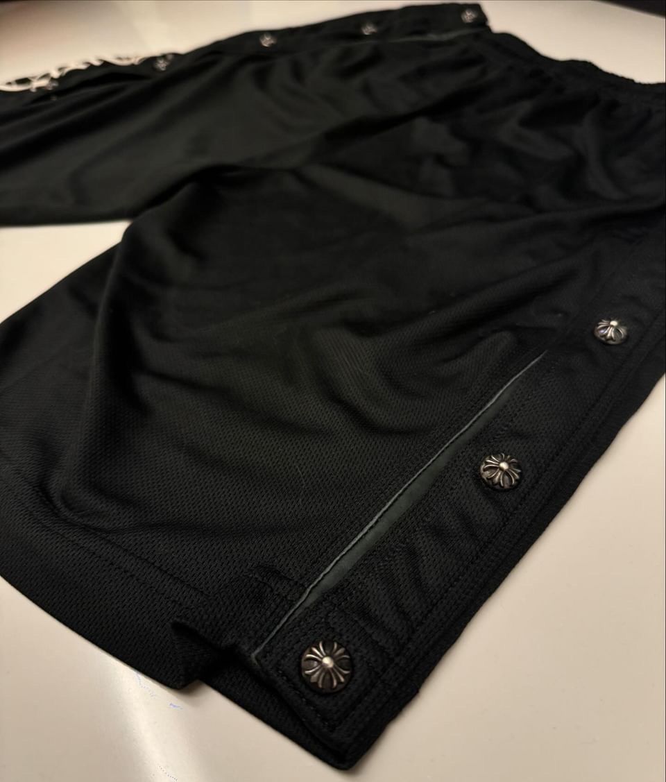 Chrome Hearts Chrome hearts tennis shorts Size US 32 / EU 48 - 8 Thumbnail