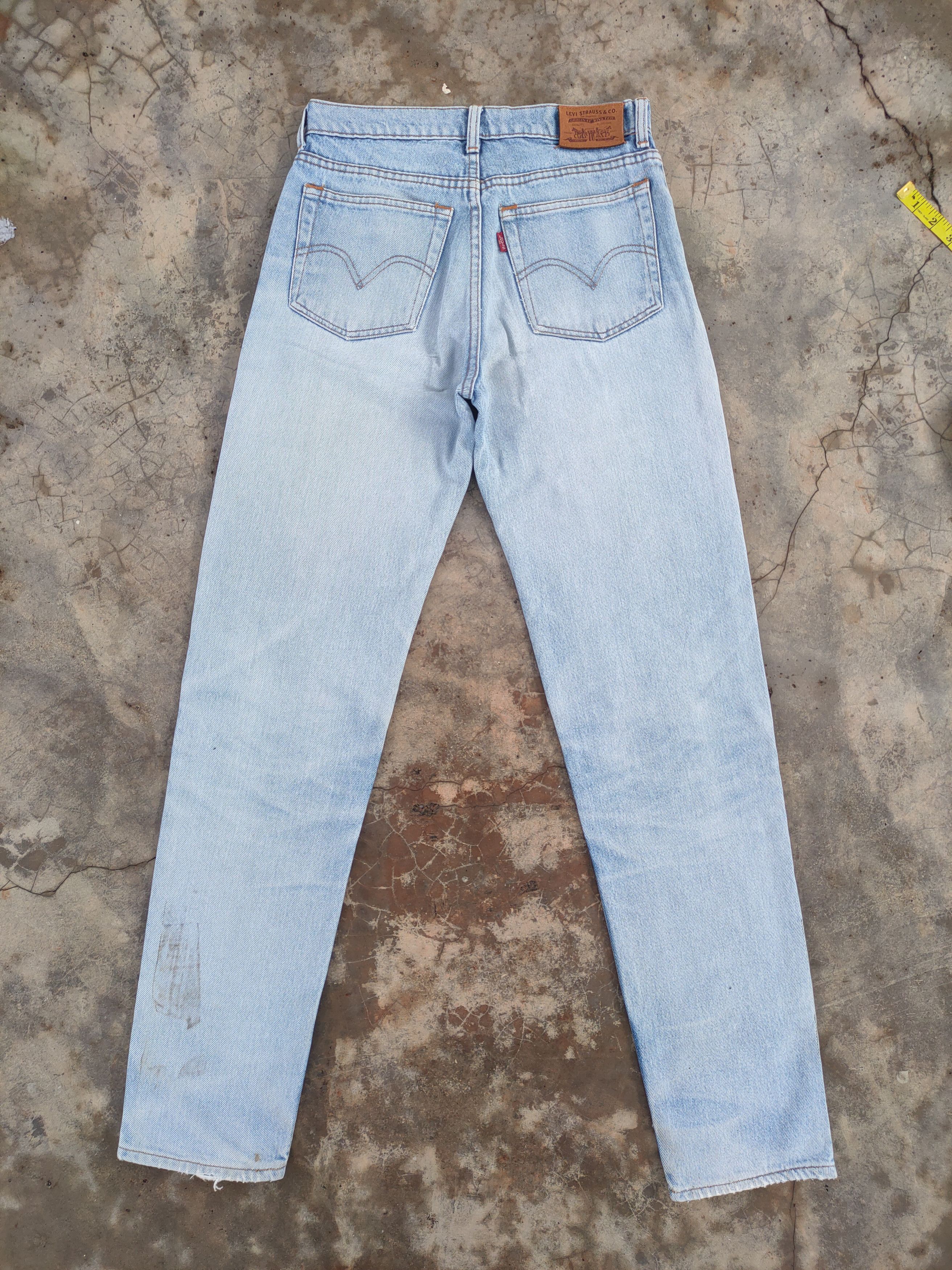 Levi's Vintage Clothing W29 vtg Levi's light Blue denim jeans pants Size US 29 - 2 Thumbnail