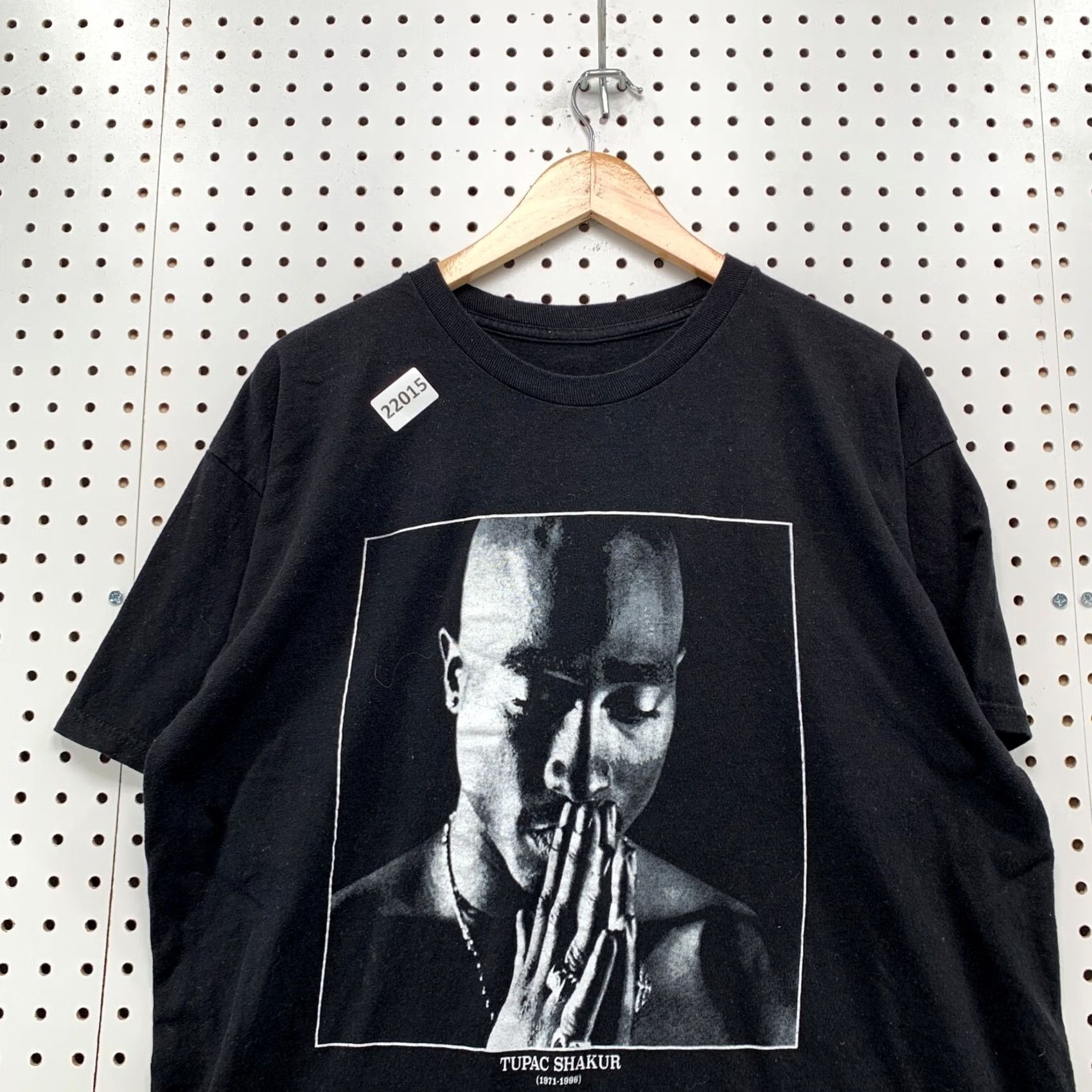 Vintage 2PAC Tupac Shakur Shirt Black Adult Large Hip Hop Tee 23x29 Praying Hands Size US L / EU 52-54 / 3 - 2 Thumbnail